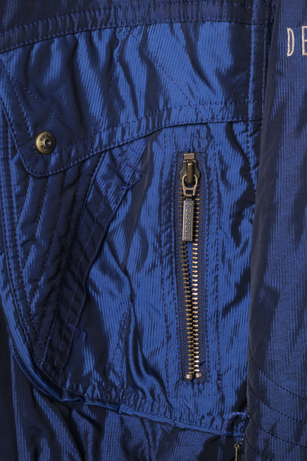 Descente Womens 10 40 M Ski Jacket Retro Navy Shiny Nylon Winter Snowboarding