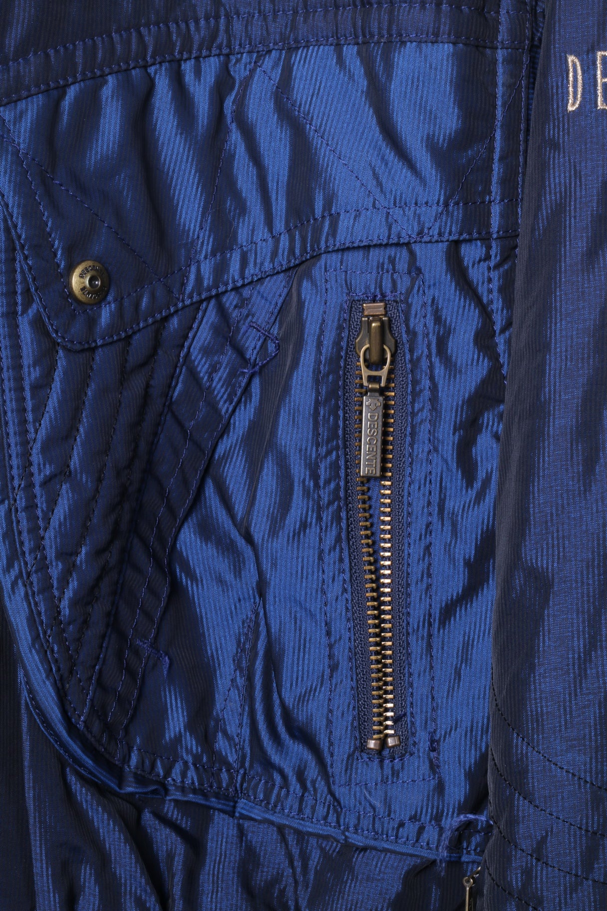 Descente Womens 10 40 M Ski Jacket Retro Navy Shiny Nylon Winter Snowboarding