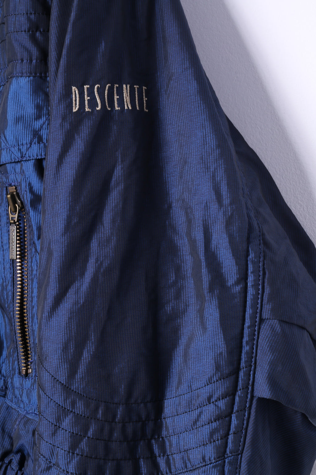 Descente Womens 10 40 M Ski Jacket Retro Navy Shiny Nylon Winter Snowboarding