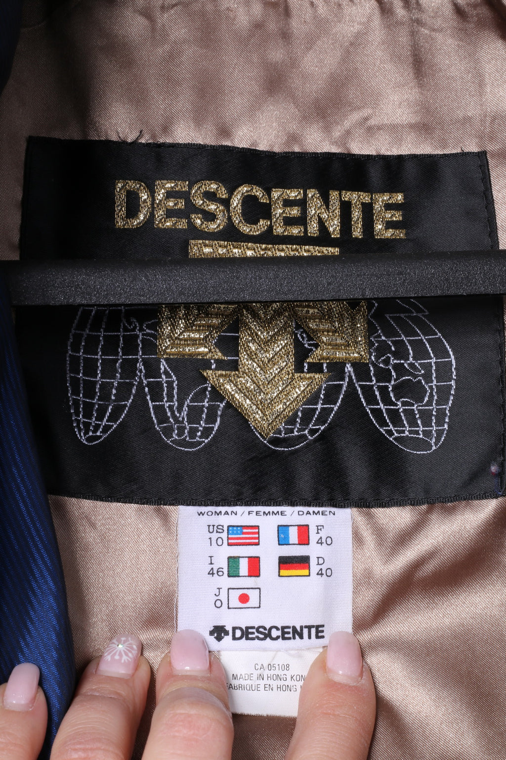 Descente Womens 10 40 M Ski Jacket Retro Navy Shiny Nylon Winter Snowboarding