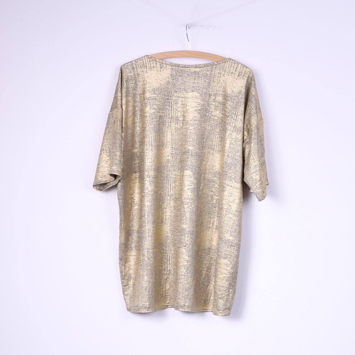 Womens 3XL Shirt Crew Neck Shinny Short Sleeve Gold