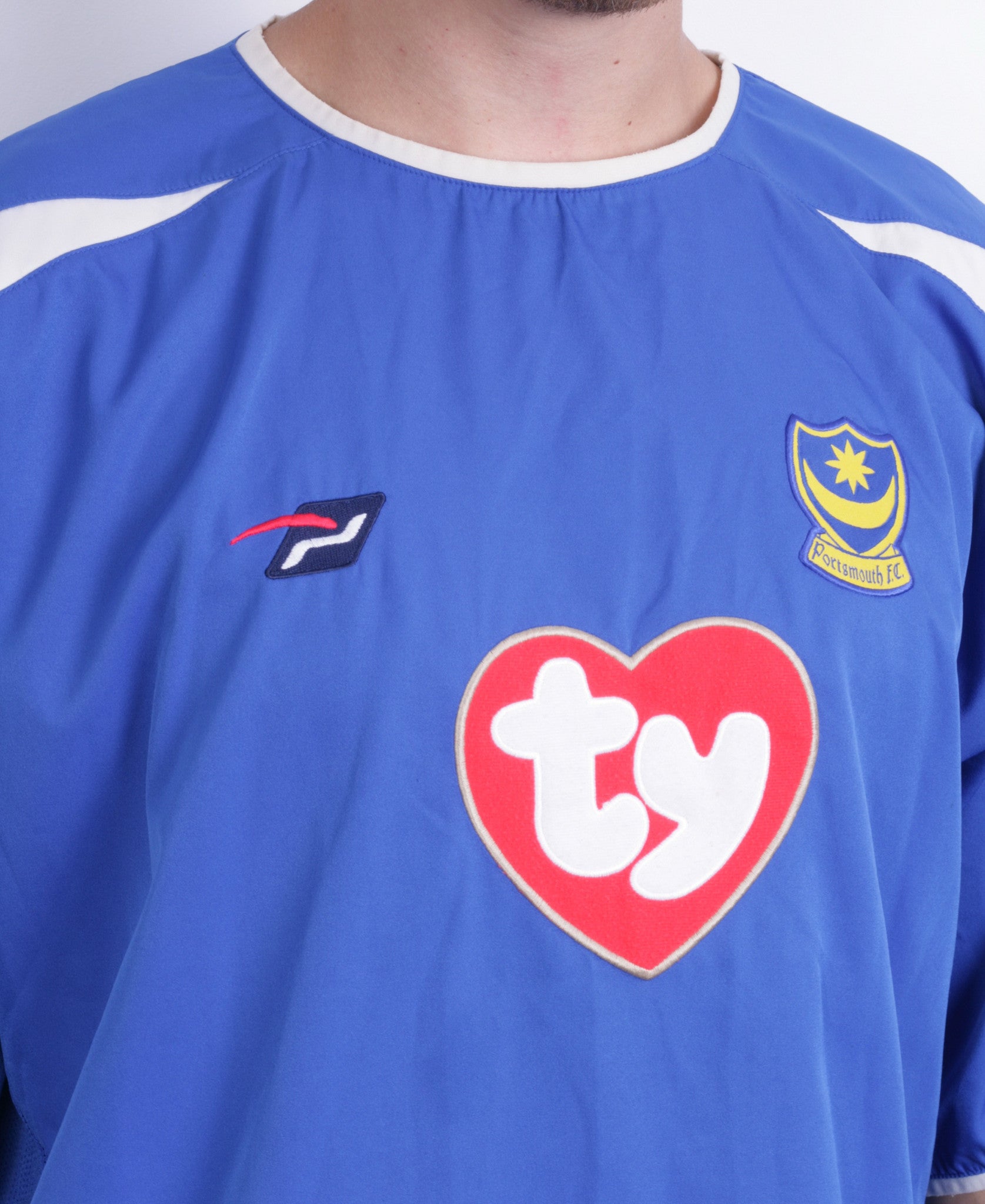 Portsmouth F.C. Mens XL Shirt Crew Neck Sport Short Sleeve - RetrospectClothes