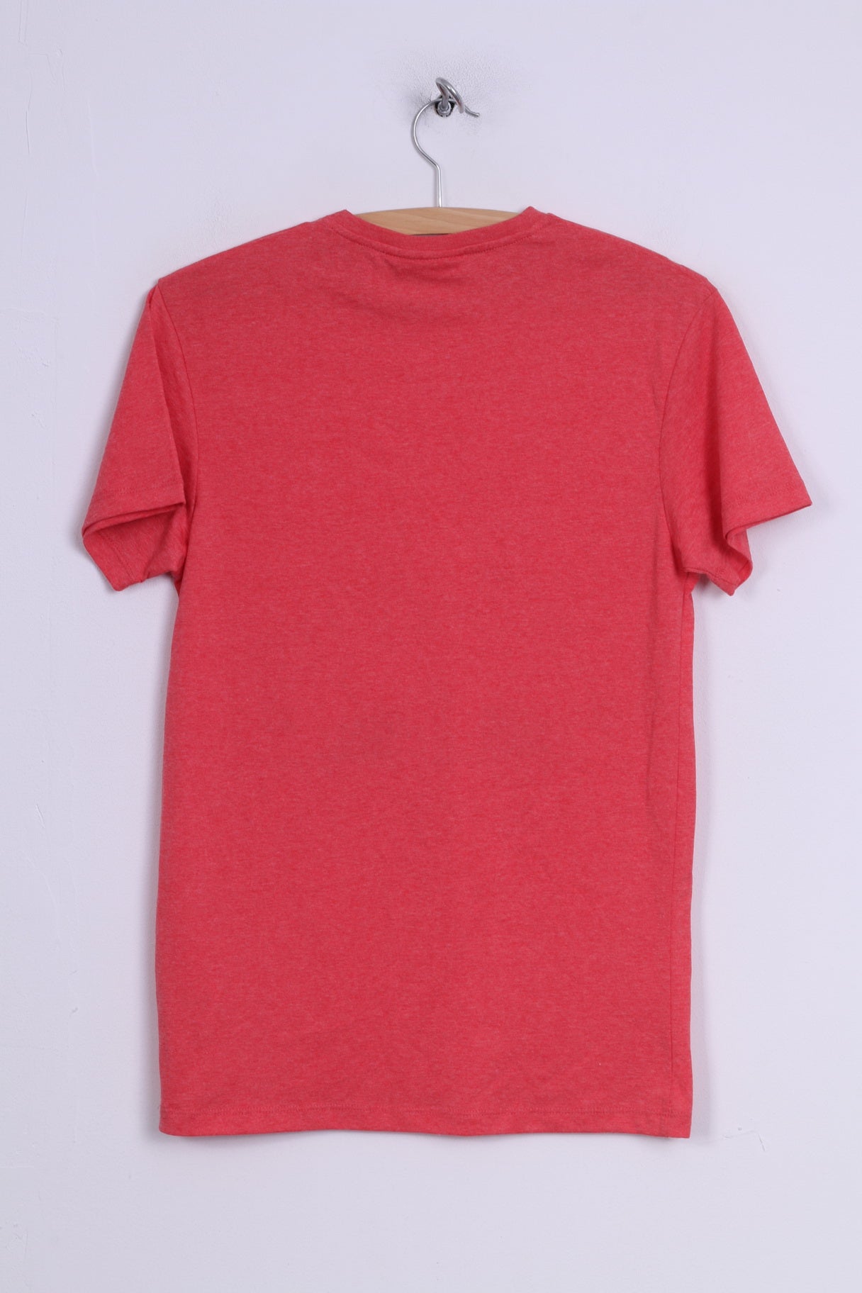 Cedar Wood State Coca -Cola Mens XS T-Shirt Graphic Holidays Are Coming Red Cotton