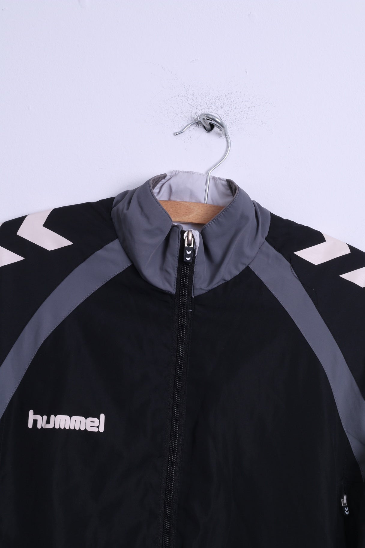 Hummel Mens S Track Top Jacket Black Zip Up Lightweight Training Sport  Top