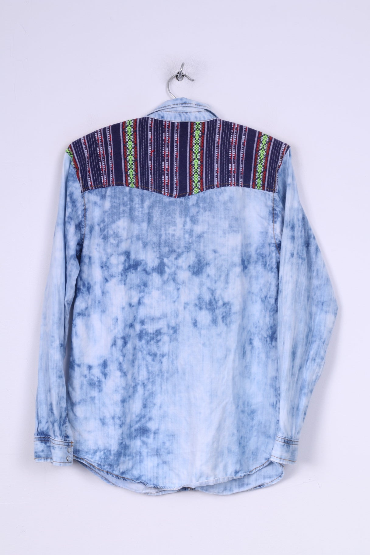 Life in progress Chemise en jean S pour femme avec détails aztèques et boutons-pression 