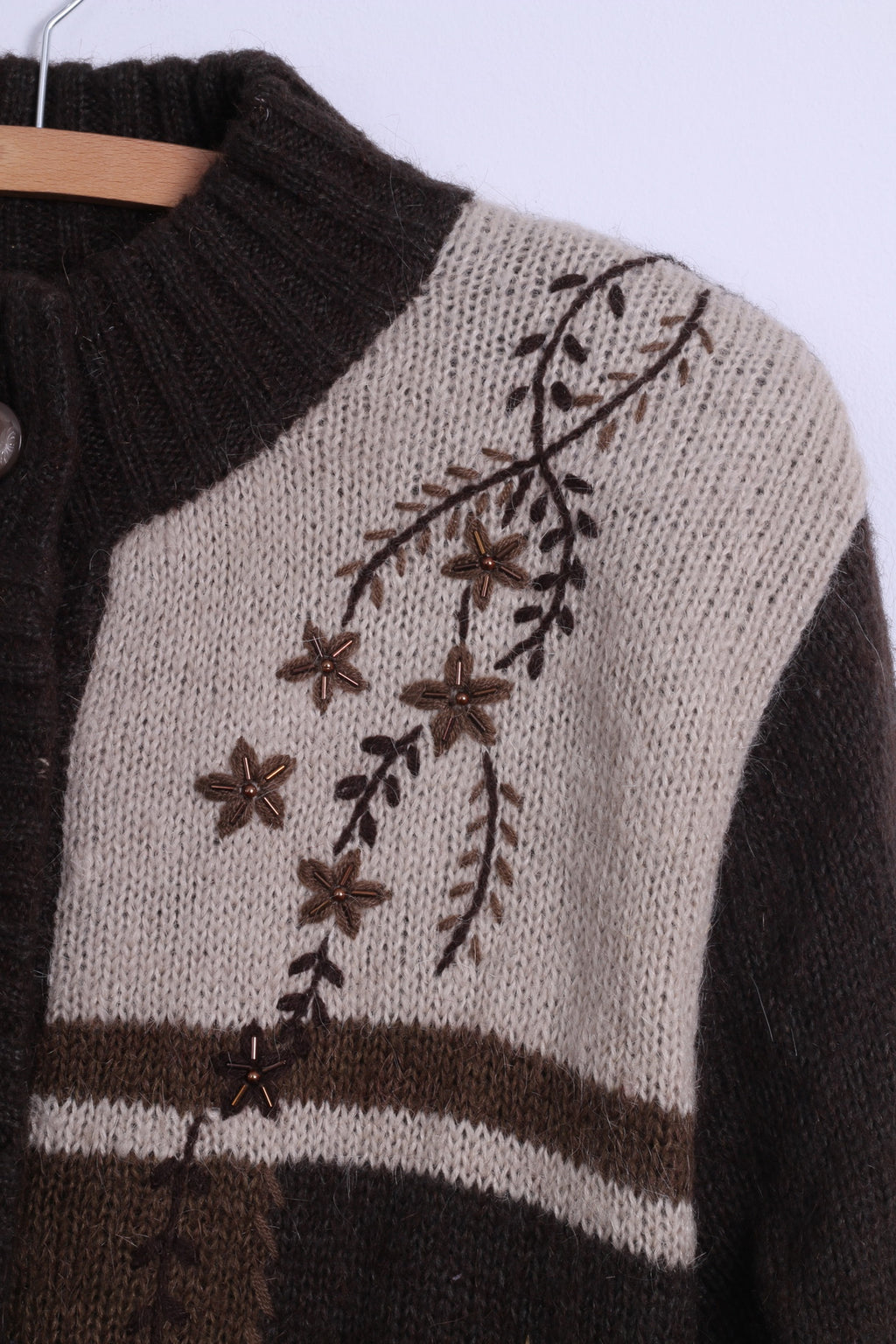 Affections Veste cardigan M/L pour femme avec épaulettes en laine mélangée marron et pull rétro