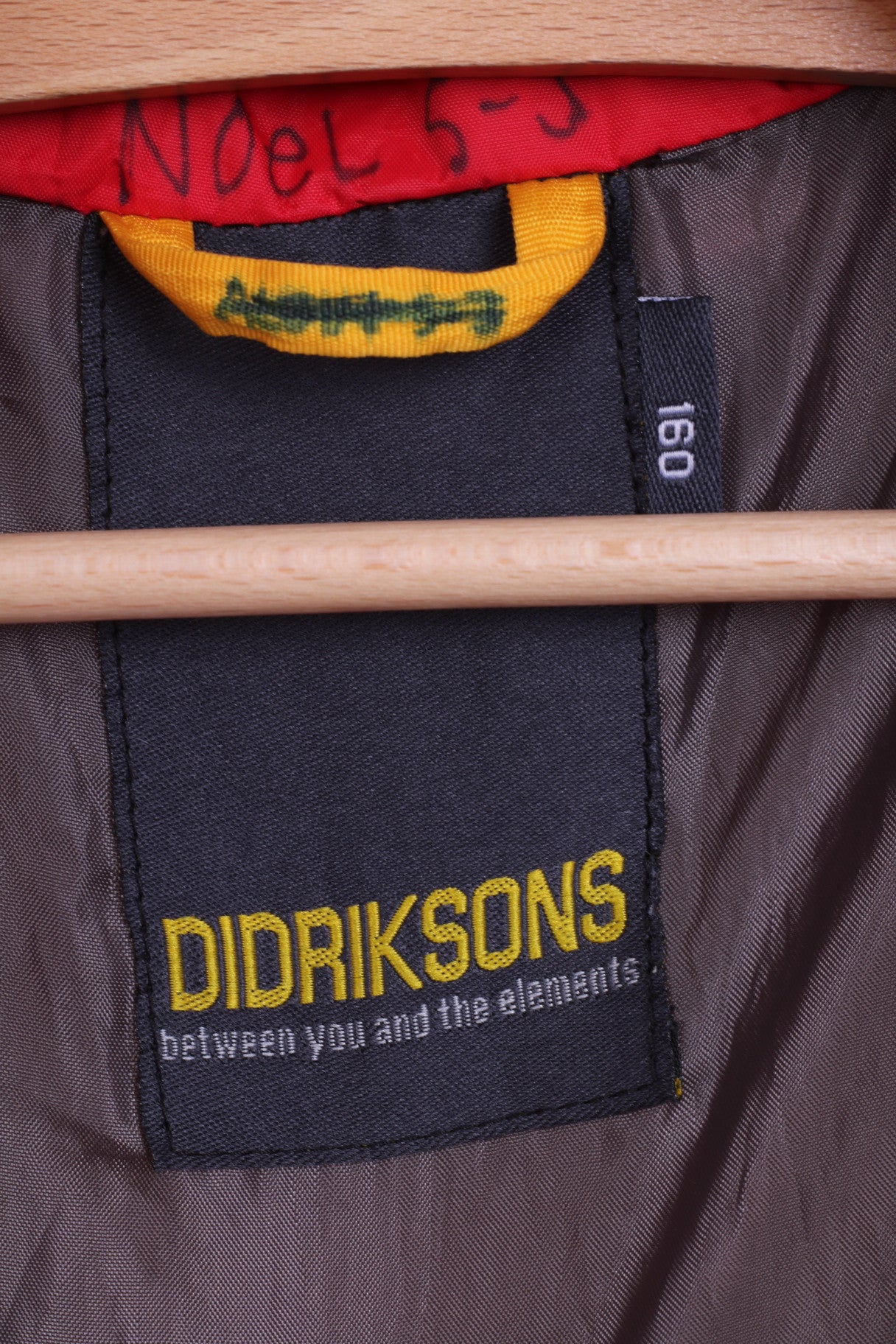 Didriksons Boys 160 Jacket Red Nylon Waterproof Parka Sport - RetrospectClothes