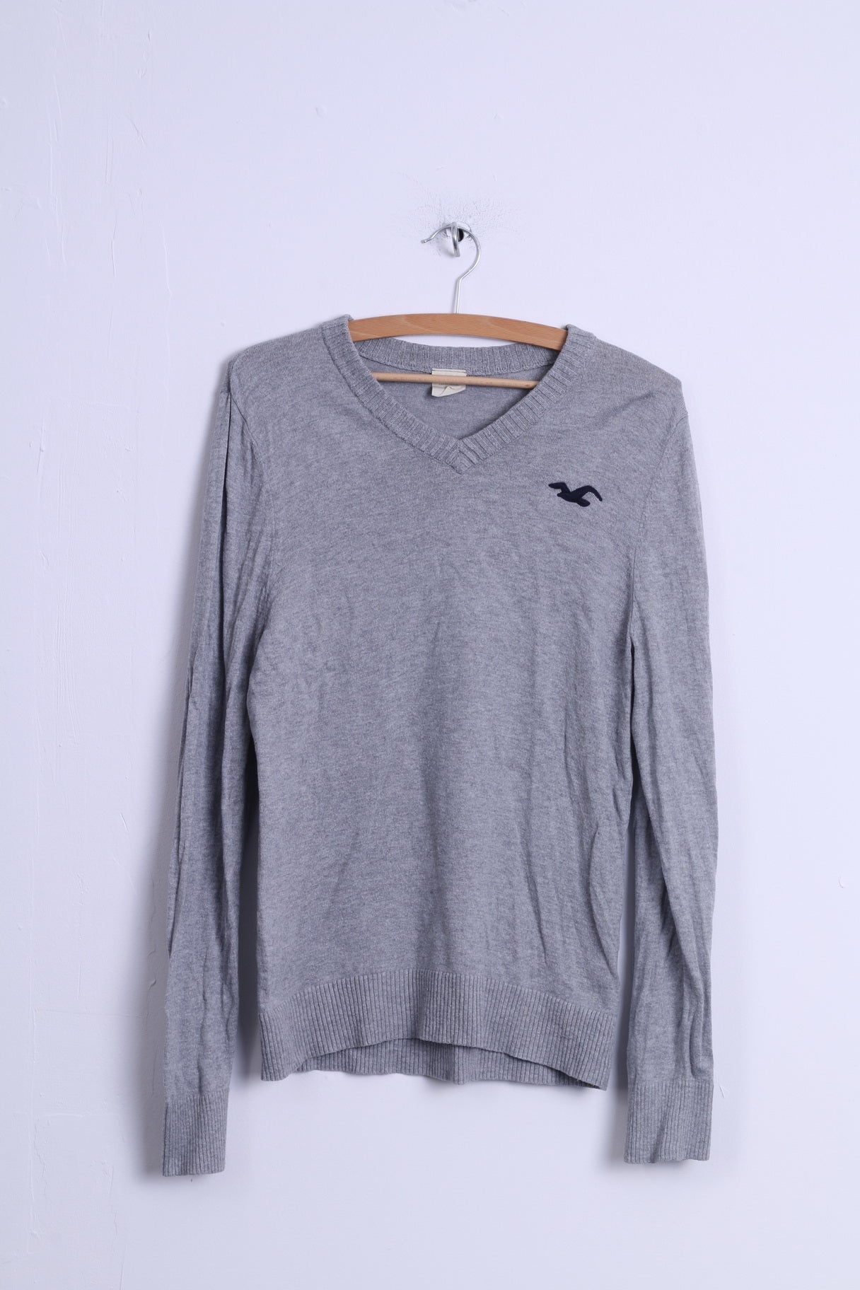 Hollister Mens L (S) Jumper Grey Cotton V Neck Light Fit Sweater