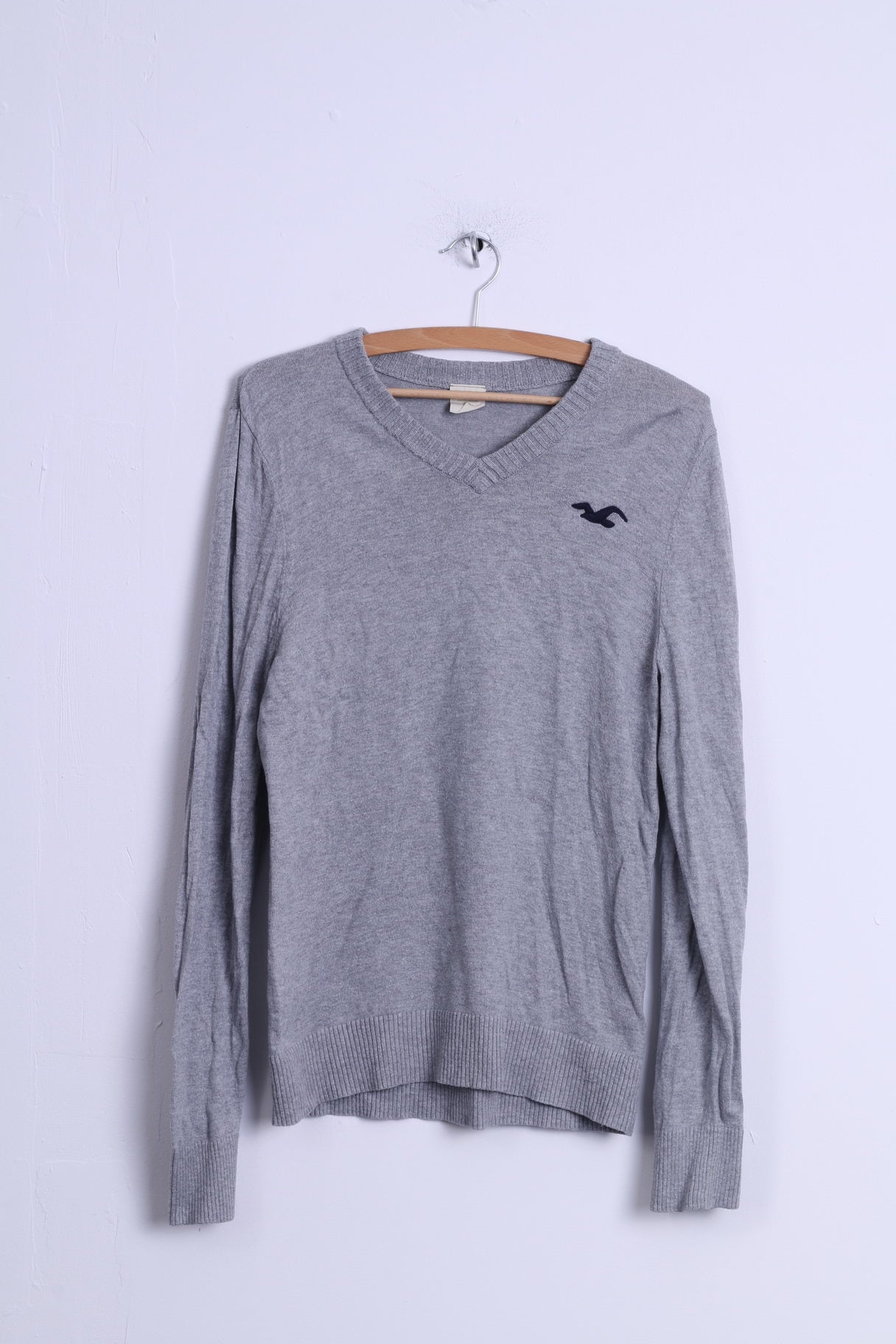 Hollister Mens L (S) Jumper Grey Cotton V Neck Light Fit Sweater