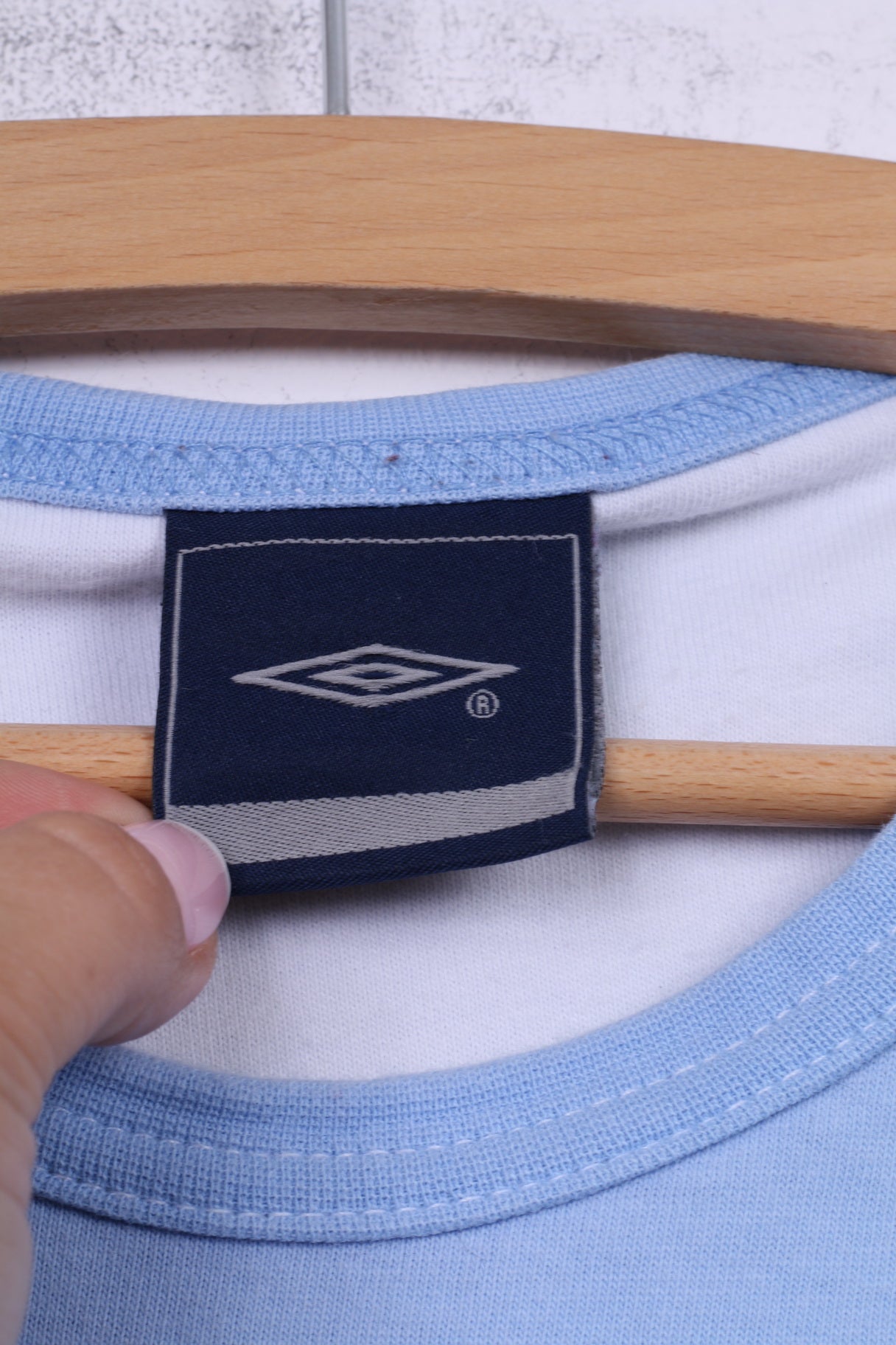 T-shirt Umbro England da uomo L, top girocollo in cotone azzurro 