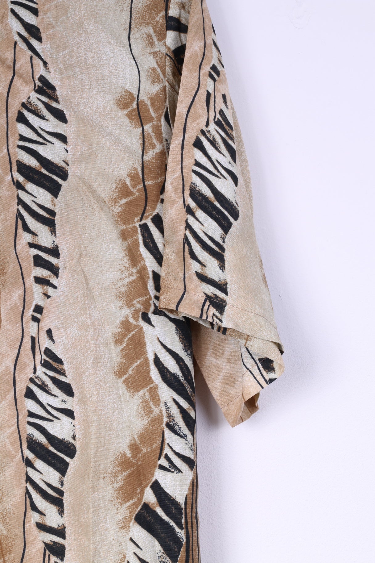 Canada C&A Womens 46 XL Casual Shirt Short Sleeve Beige Vintage Top