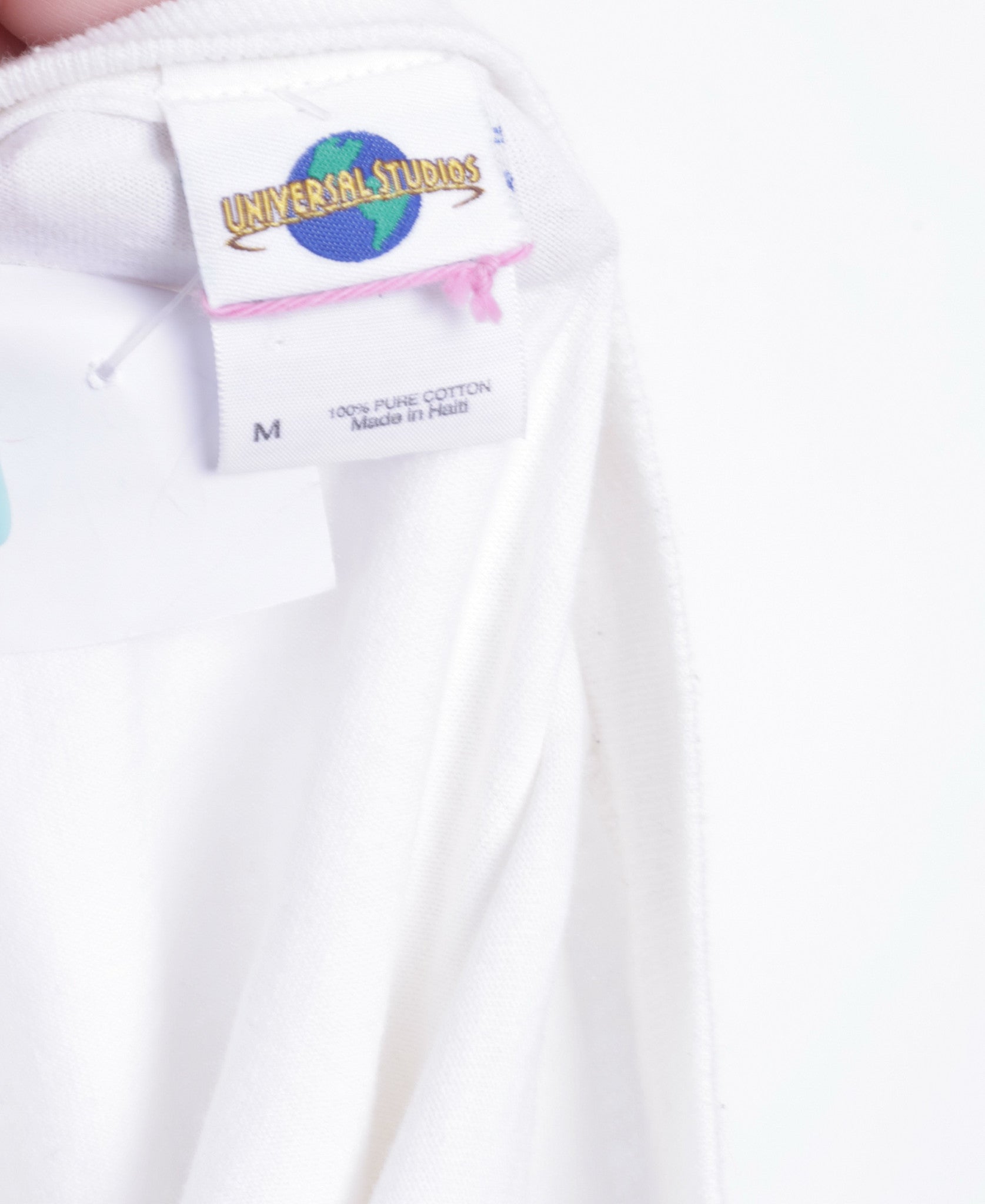 Universal Studios Mens M Shirt White Crew Neck Cotton Vintage 90s - RetrospectClothes