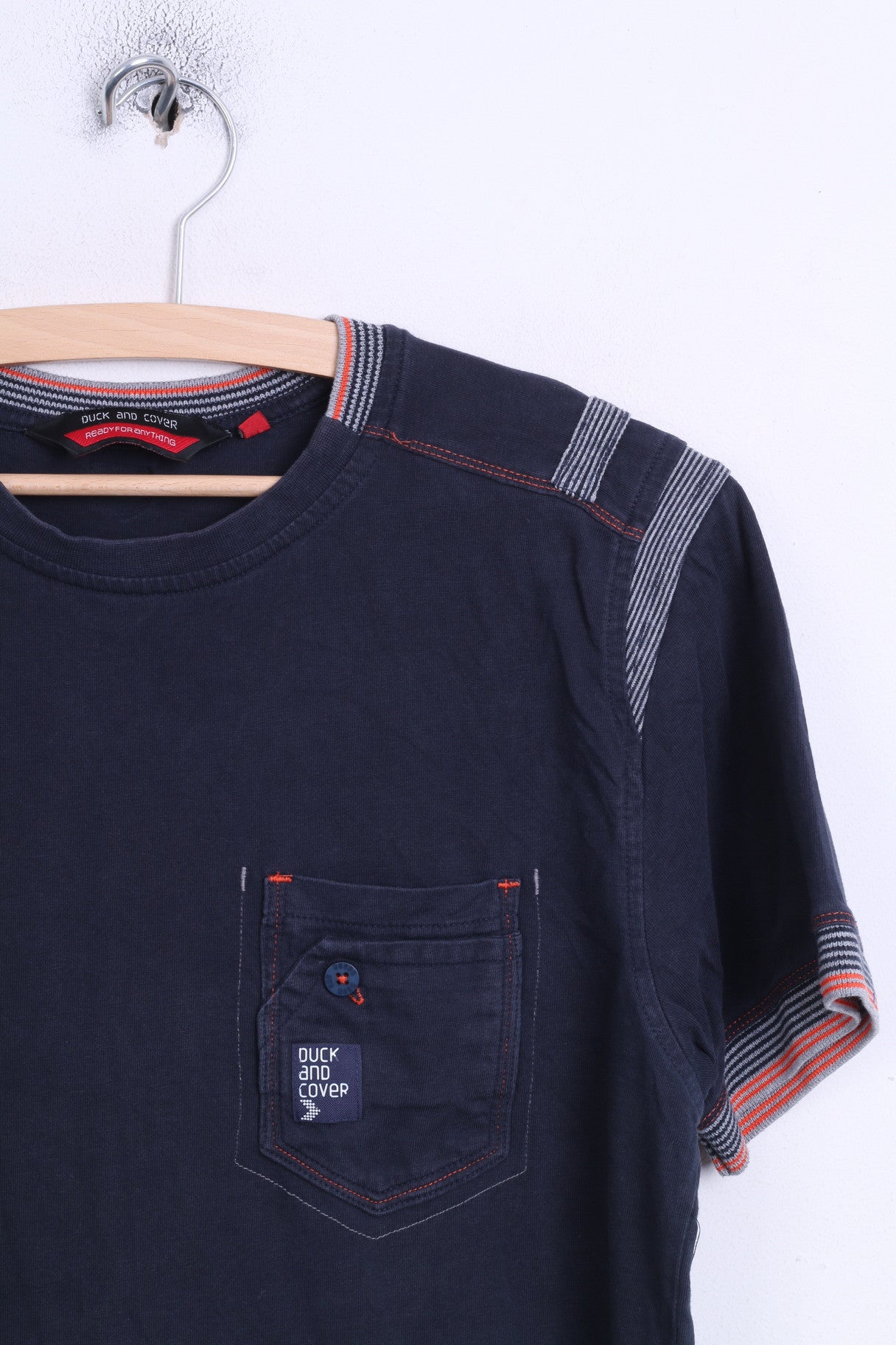 Duck and Cover Camicia da uomo M Girocollo in cotone blu scuro Pronta per qualsiasi cosa