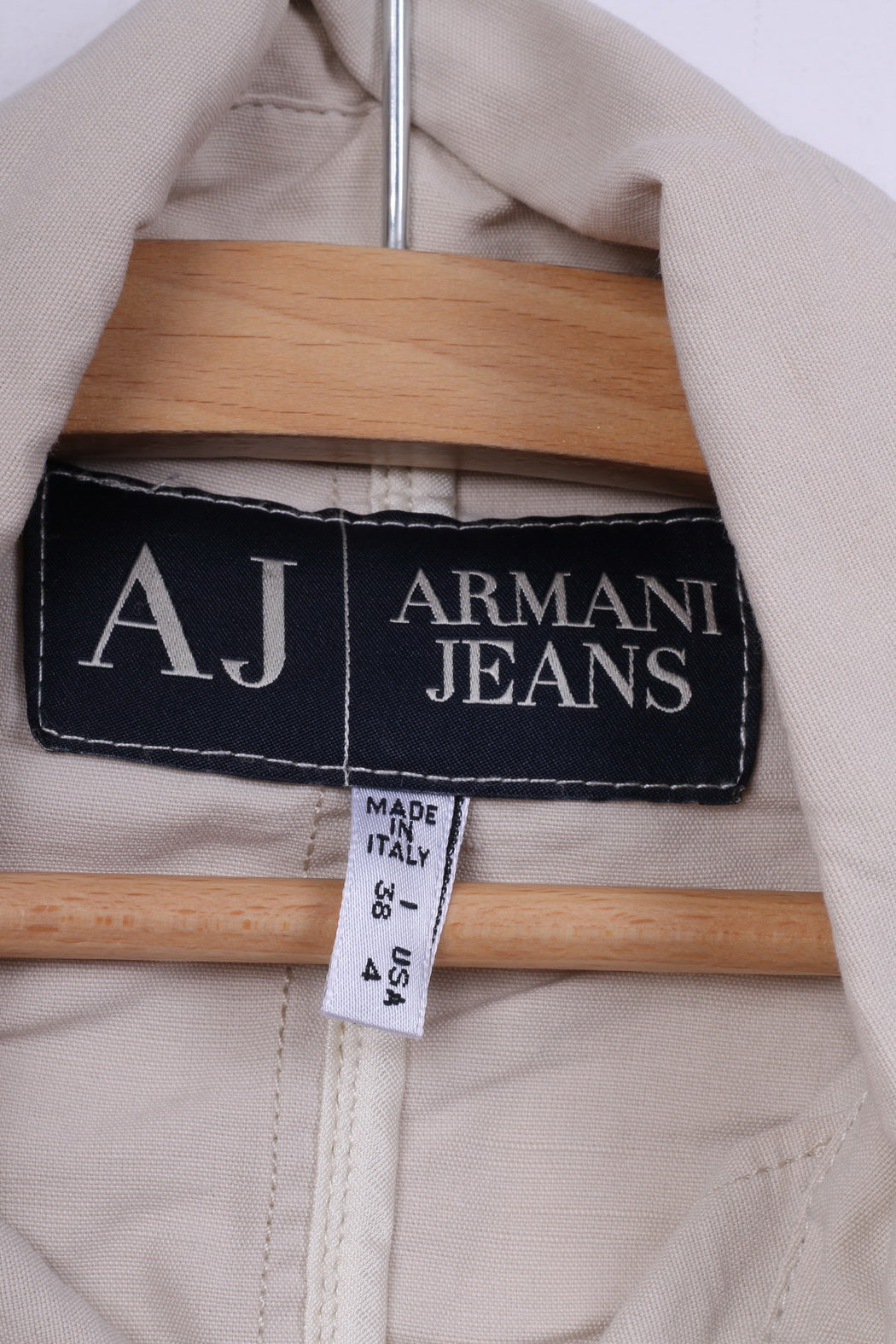 Armani Jeans Femme 8 36 S Blazer court Beige Viscose Italie Veste à simple boutonnage