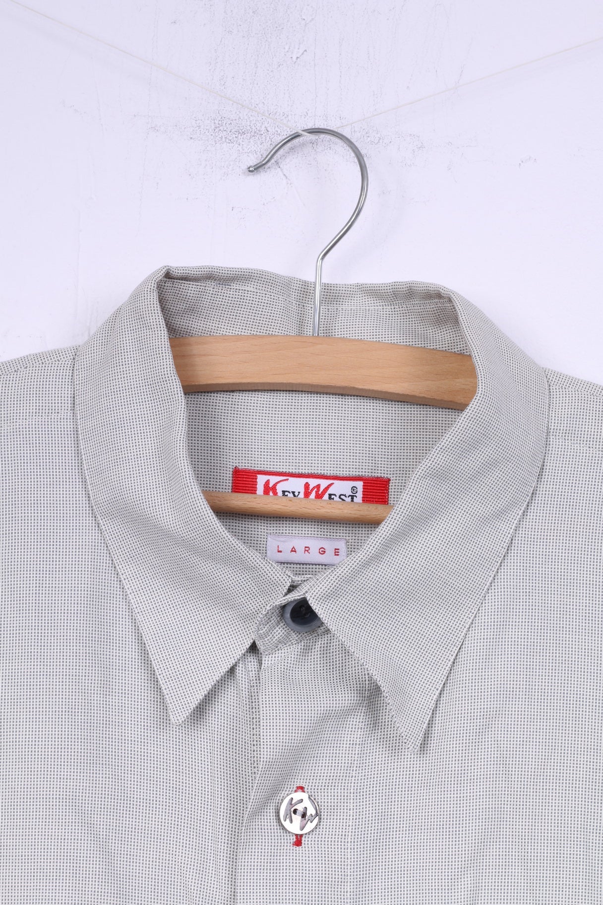 Camicia casual da uomo Key West L. Top in cotone con bottoni dettagliati a quadri mini grigi