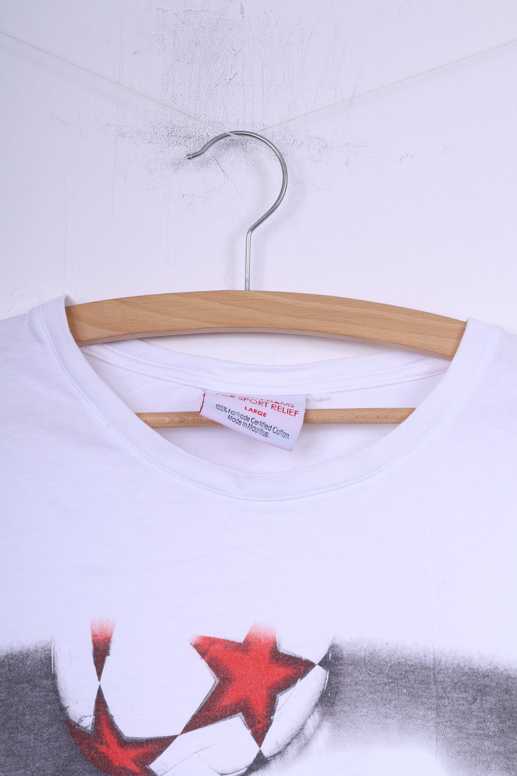 The Beckhams For Sport Relief Mens L (M) T-Shirt White Cotton Crew Neck Top