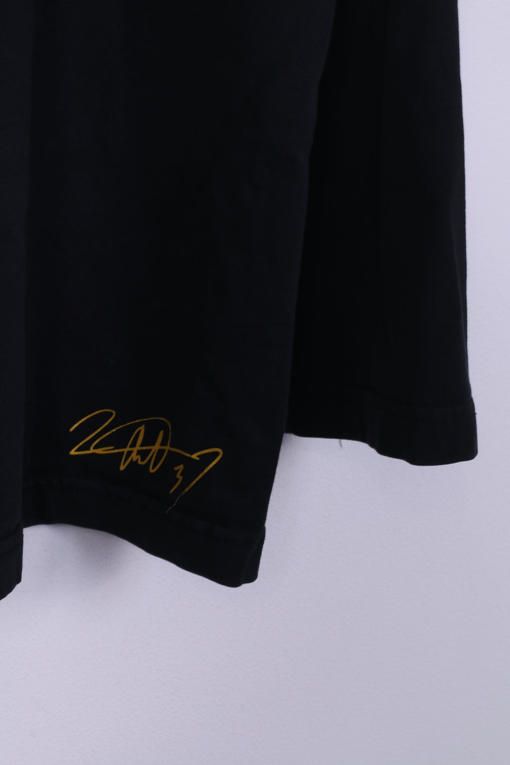 Peak Basketball Youth 3XL(Mens L) Graphic Shirt Long Sleeve Black Crew Neck