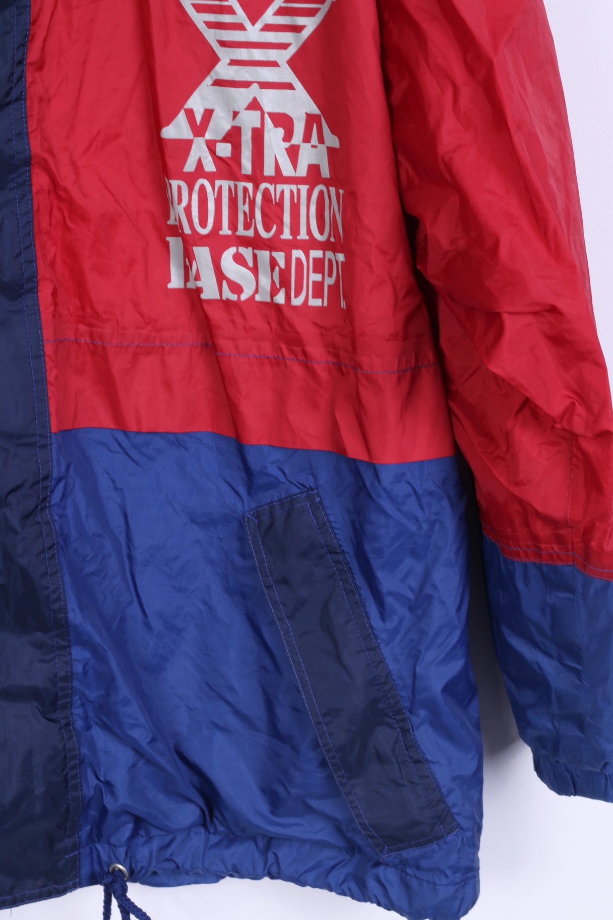 Protection Base Mens L Jacket Red Nylon Waterproof Hidden Hood Sport Top