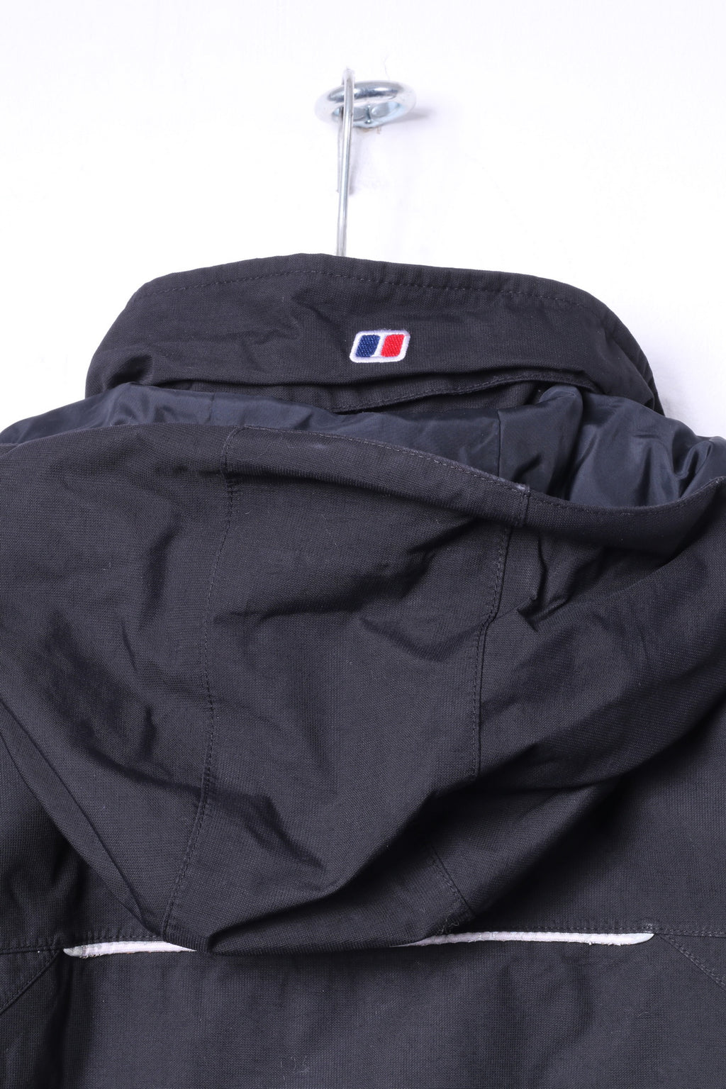 Berghaus Veste d'extérieur à capuche rembourrée noire pour garçon 9-10 ans 134-140 ans