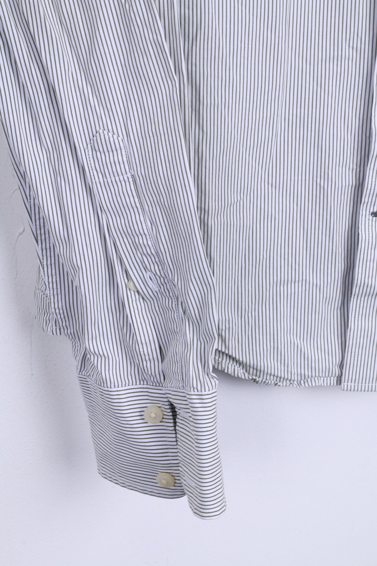 Abercrombie & Fitch Mens L Casual Shirt White Cotton Striped Muscle - RetrospectClothes