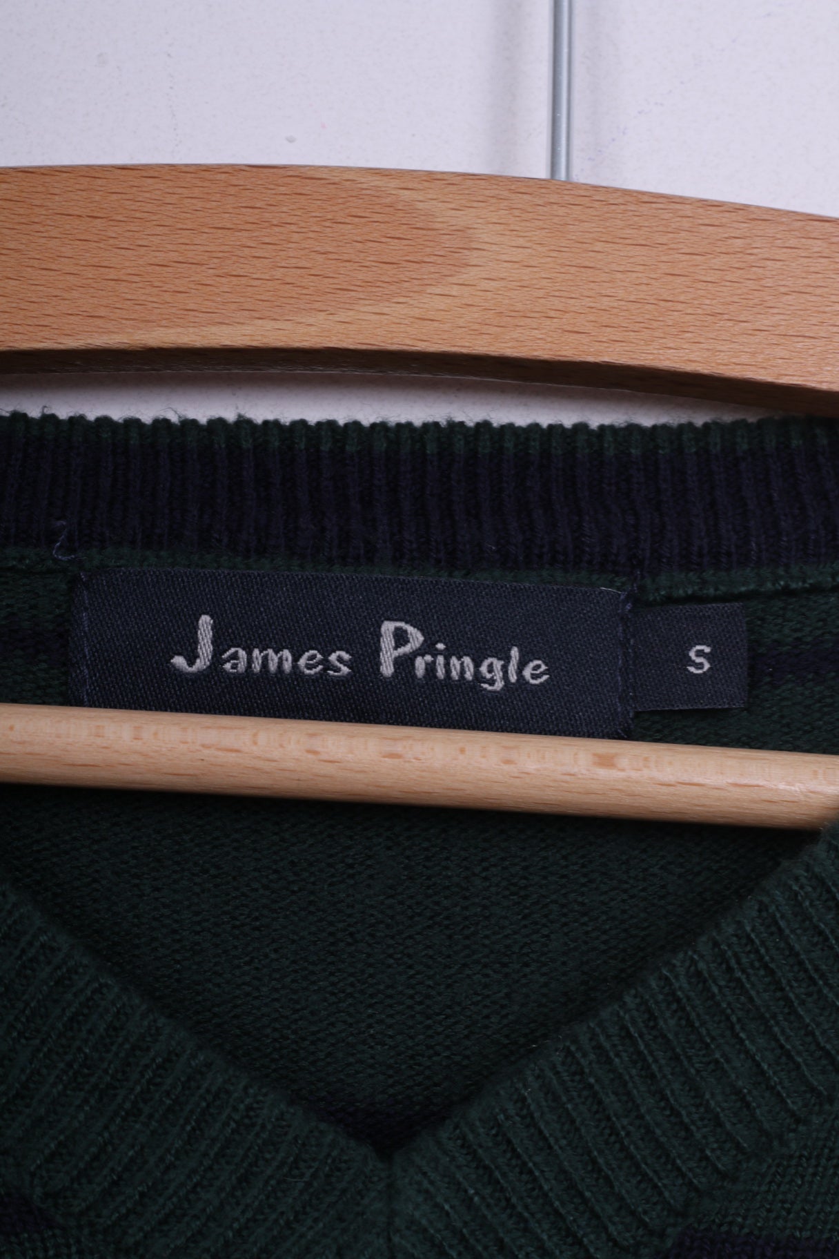James Pringle Pull S pour Homme Vert Foncé Rayé Col en V 