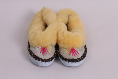 Pantoufles en peau de mouton pour femmes, bottes chaudes de montagne en cuir naturel faites à la main