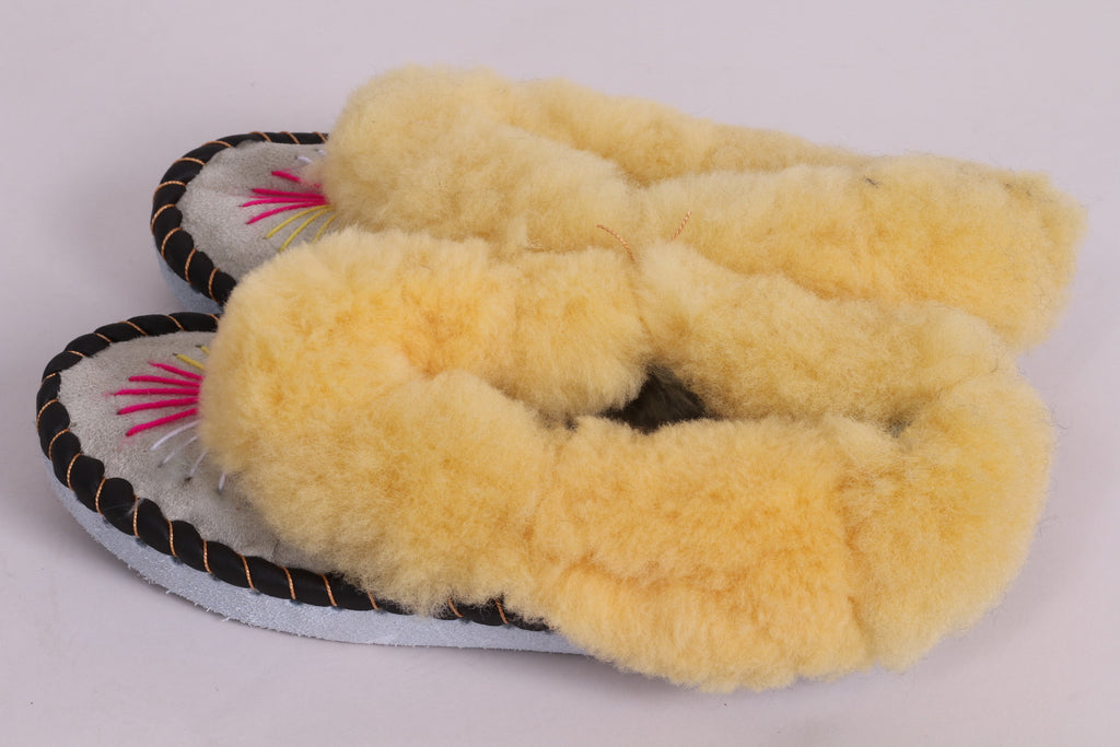 Sheepskin Womens Slippers Hand Made Natural Leather Mountains Warm Boots