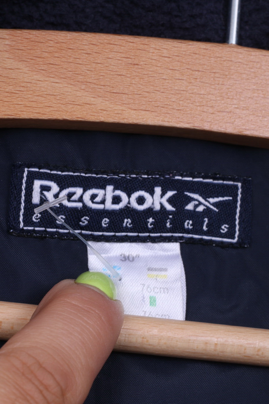 Reebok Essentials Garçons 30'' 140cm Veste Rembourrée Fermeture Éclair Complète Nylon Marine Imperméable 