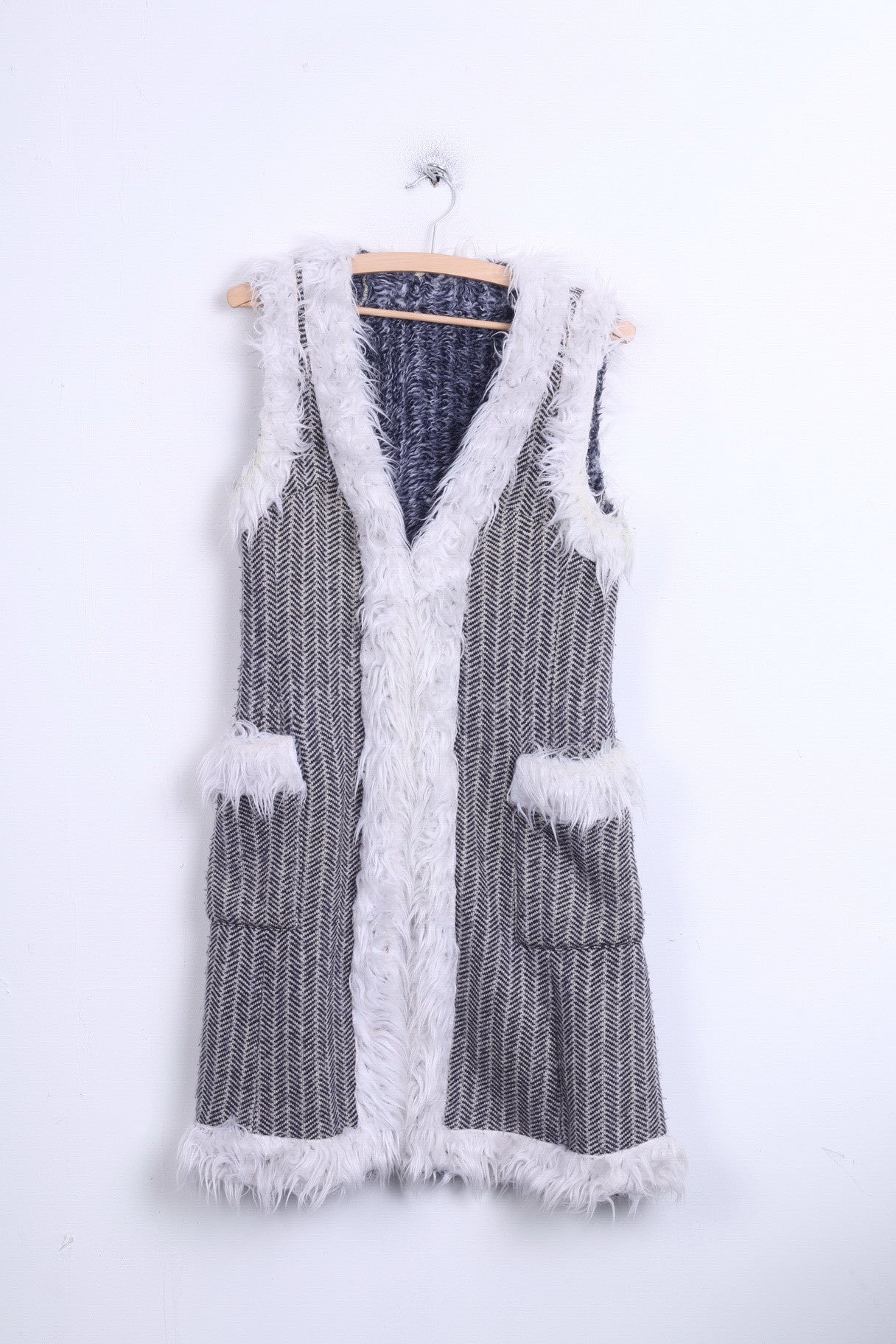 Telimena Łodź Fits Most Womens Bodywarmer Vest Boho Herringbone - RetrospectClothes