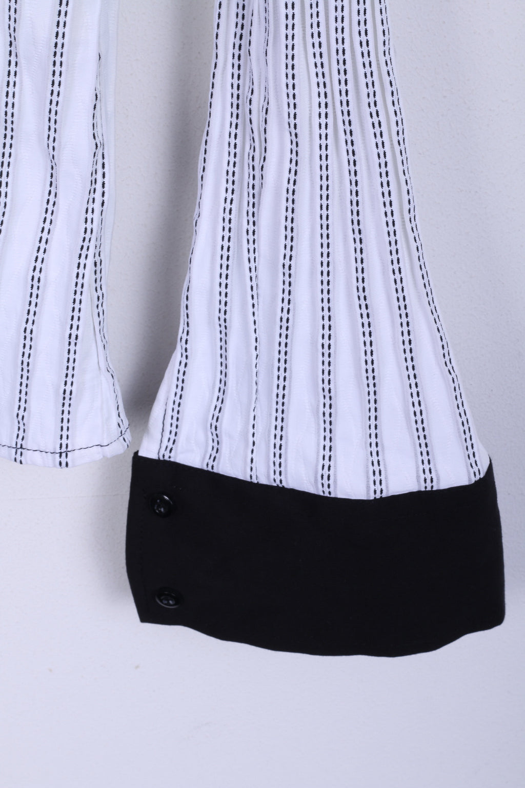 TIPO'S Womens L Casual Shirt White Long Sleeve Striped Italy Nylon