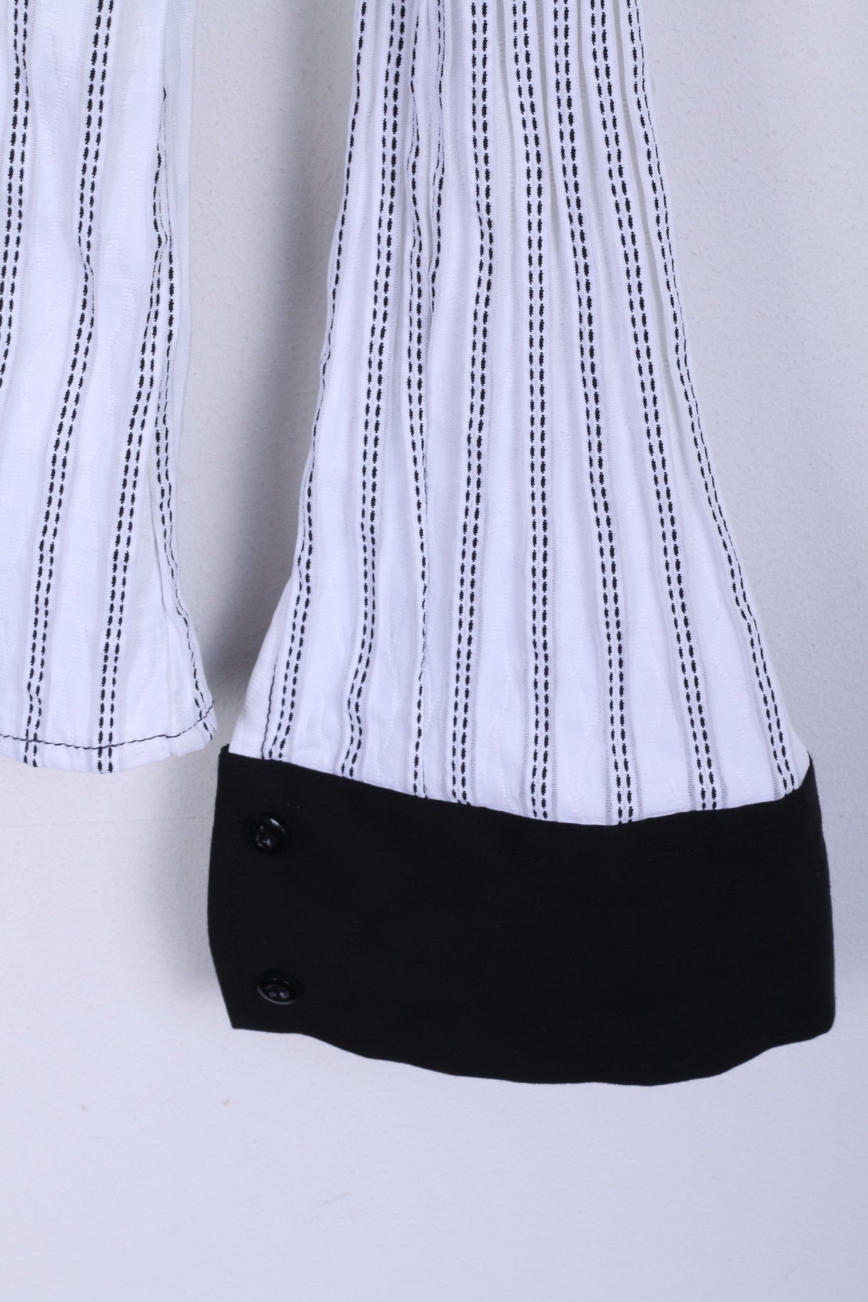 TIPO'S Womens L Casual Shirt White Long Sleeve Striped Italy Nylon