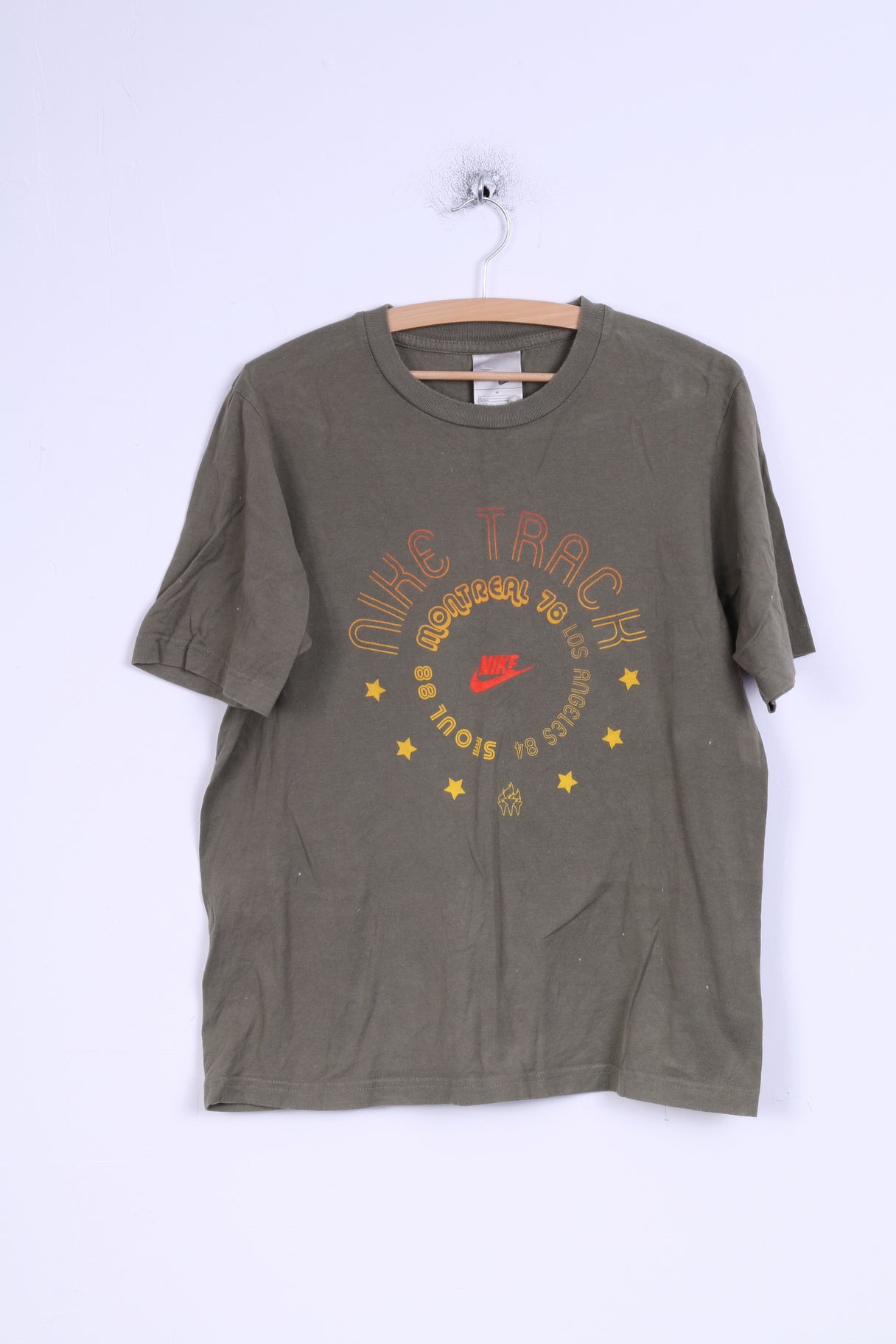 T-shirt Nike da uomo M in cotone kaki Montreal Los Angeles Seoul Nike Track Graphic