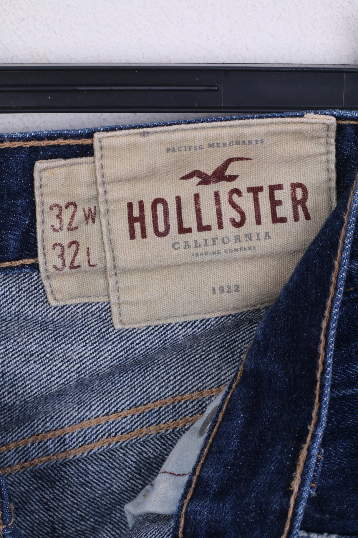 HOLLISTER Mens W32 L32 Jeans Pants Trousers Denim Straight Leg