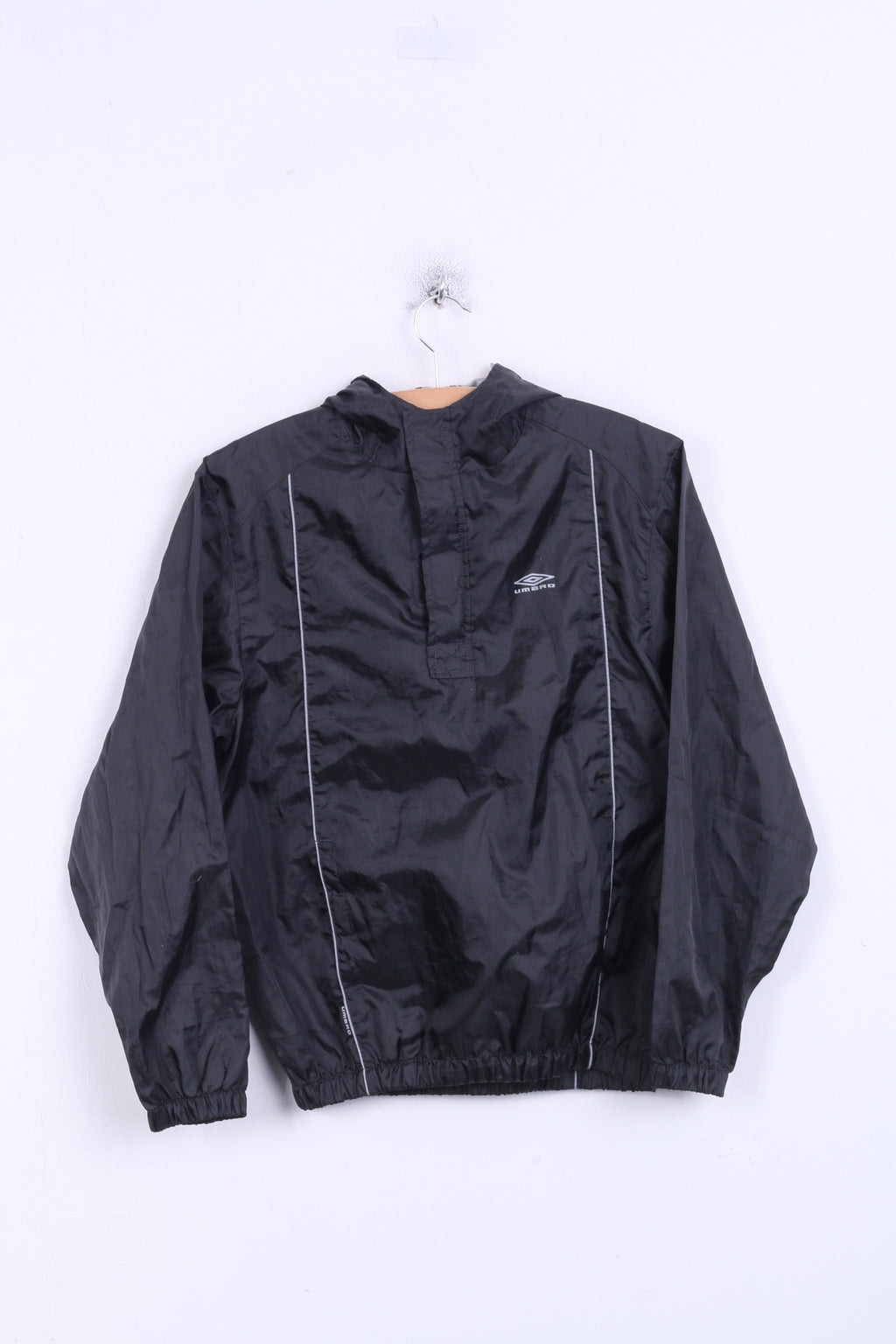 Umbro Boys XL Jacket Track Top Black Hood Zip Neck - RetrospectClothes