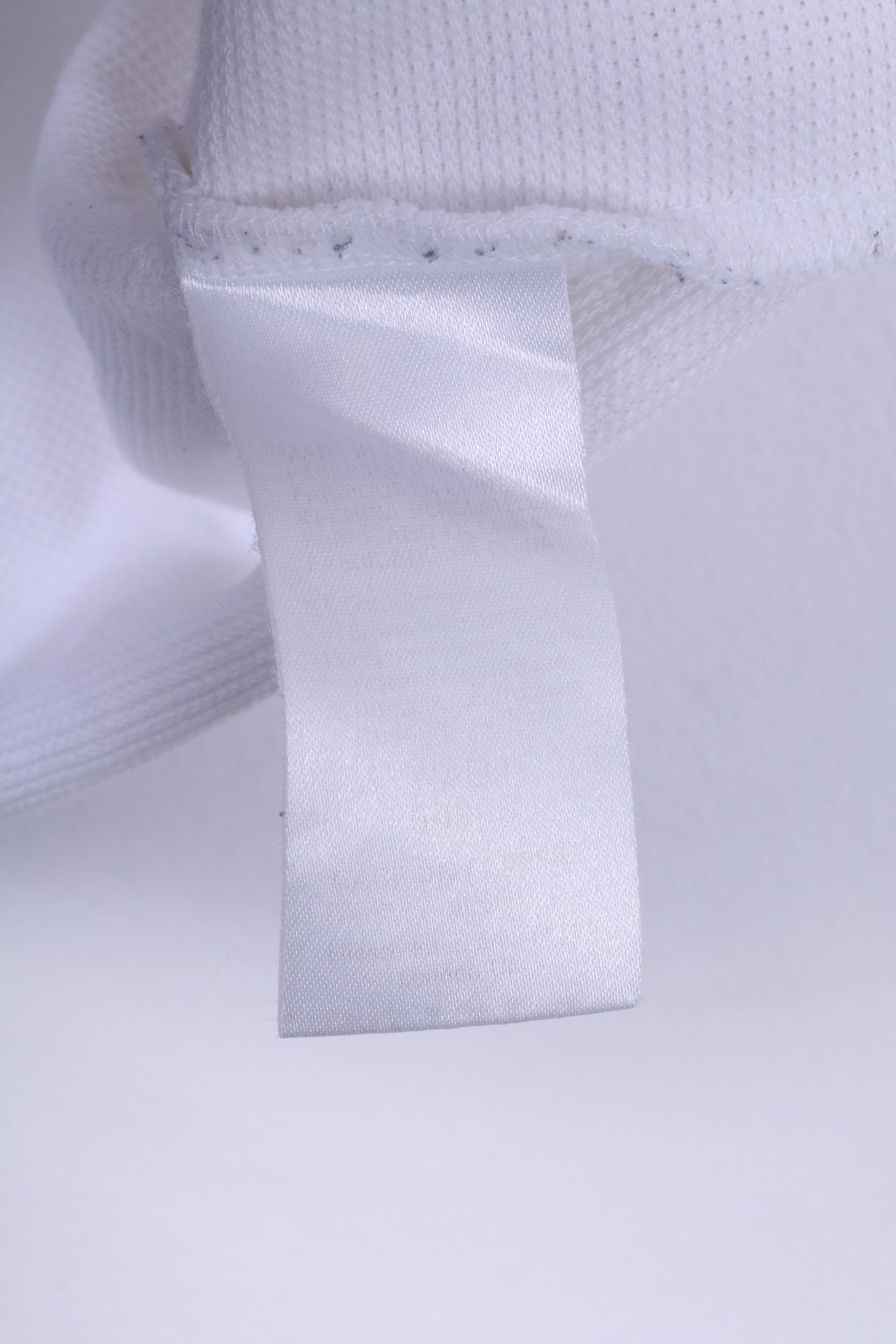 Ellesse Womens 14 L T-Shirt V Neck White Cotton Sportswear Tennis Top