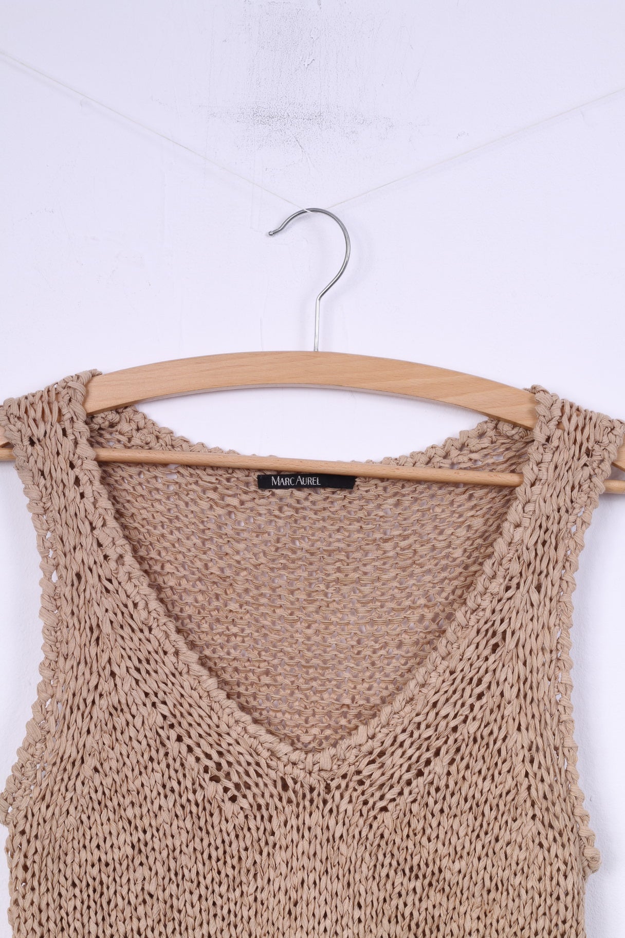 Marc Aurel Maglia da donna M in maglia senza maniche con scollo a V Top beige 