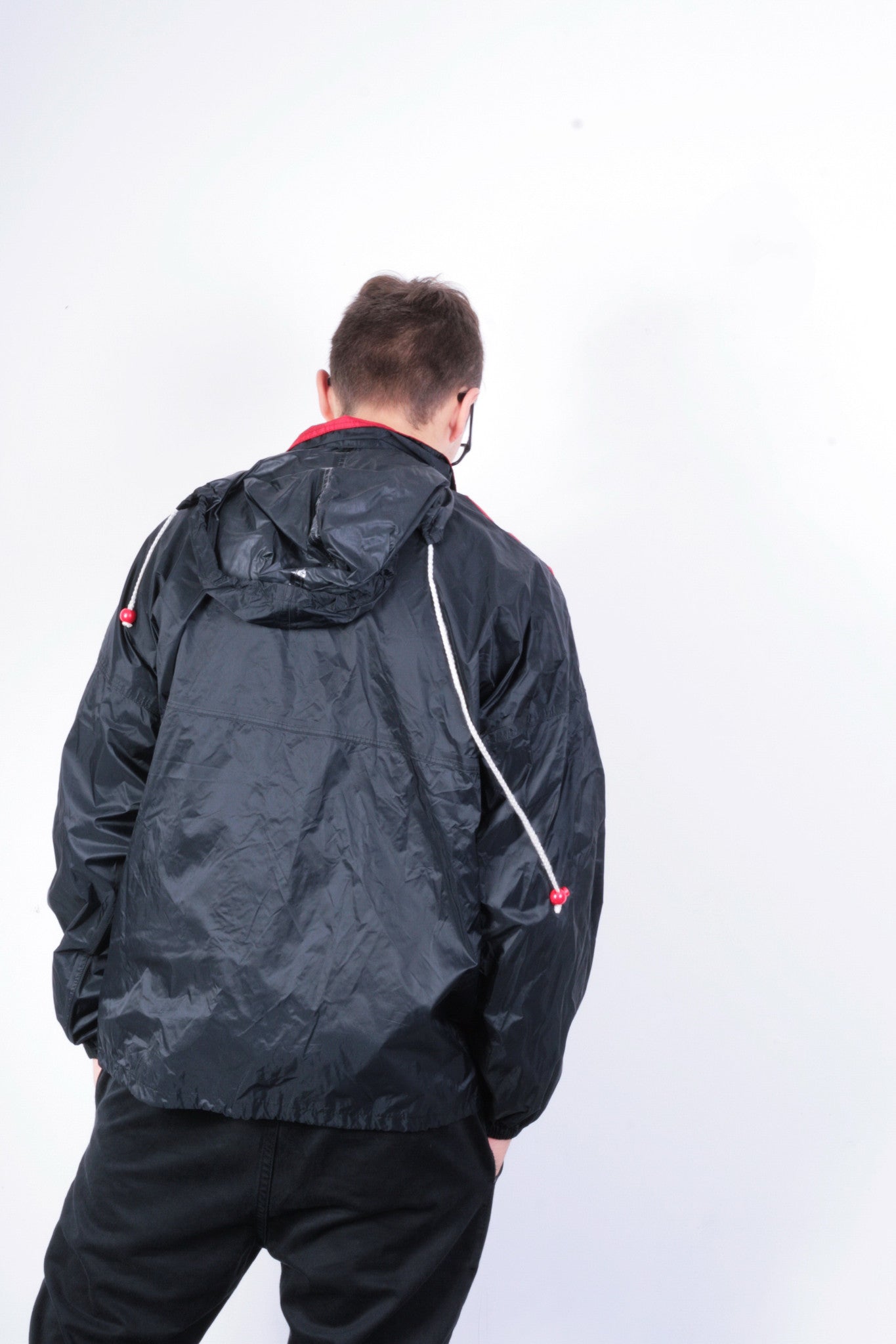 Outdoor Vallen Mens L Jacket Black Nylon Waterproof Hood Vintage 90s - RetrospectClothes