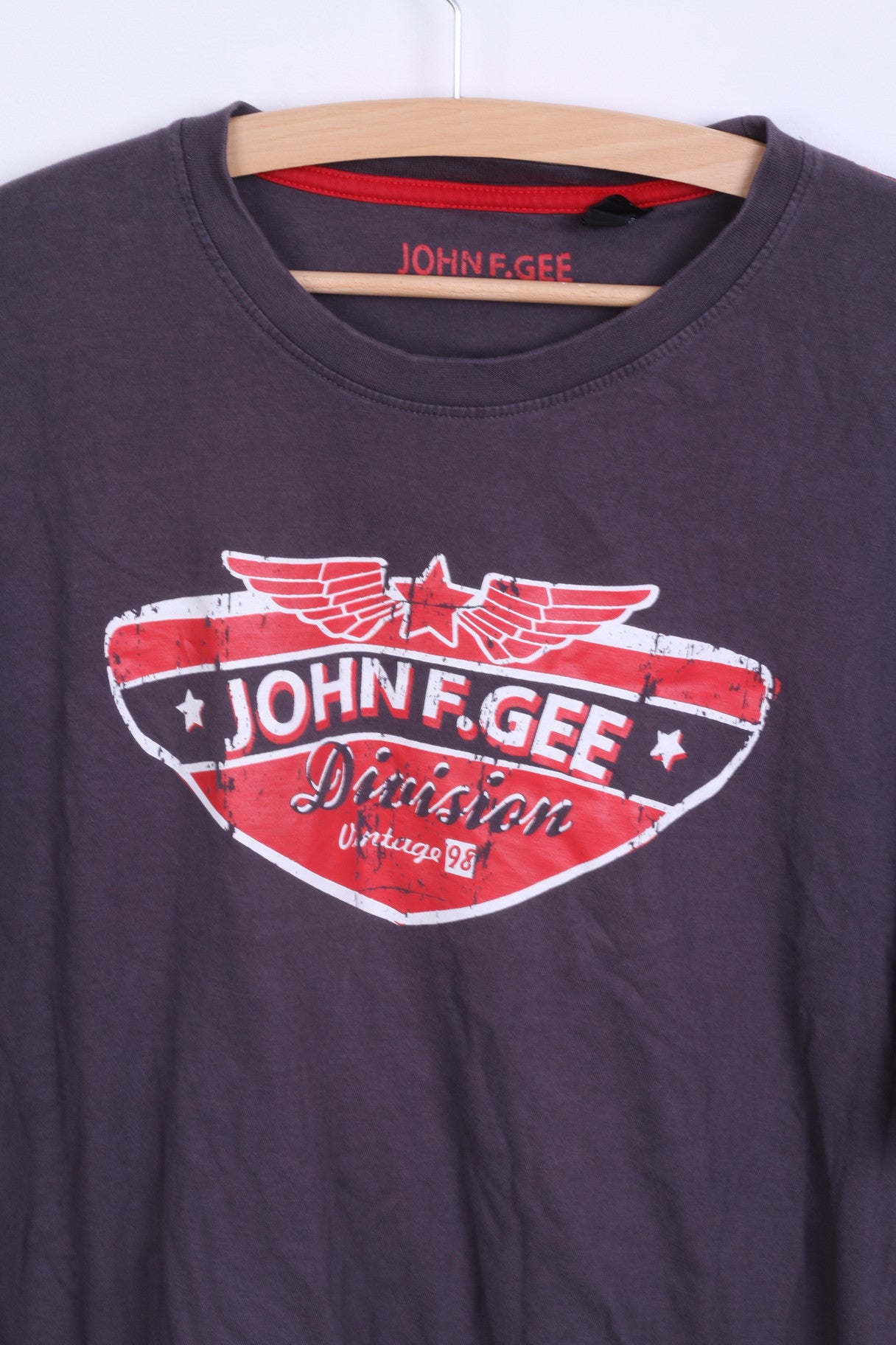 John F.Gee T-shirt col rond en coton taupe pour homme 48/50 L