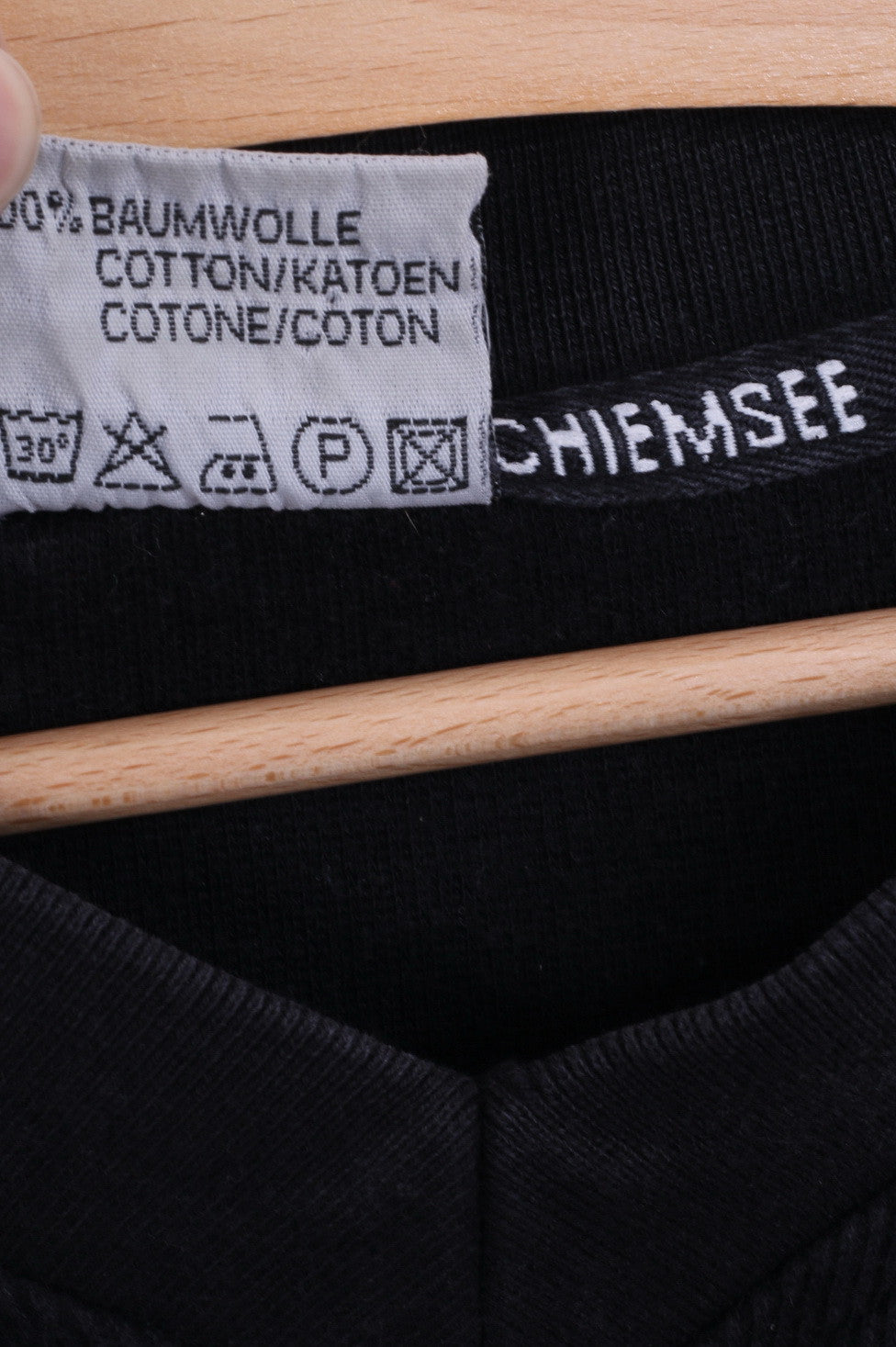 Maglione nero con scollo a V in cotone a maniche lunghe da uomo Chiemsee Natural