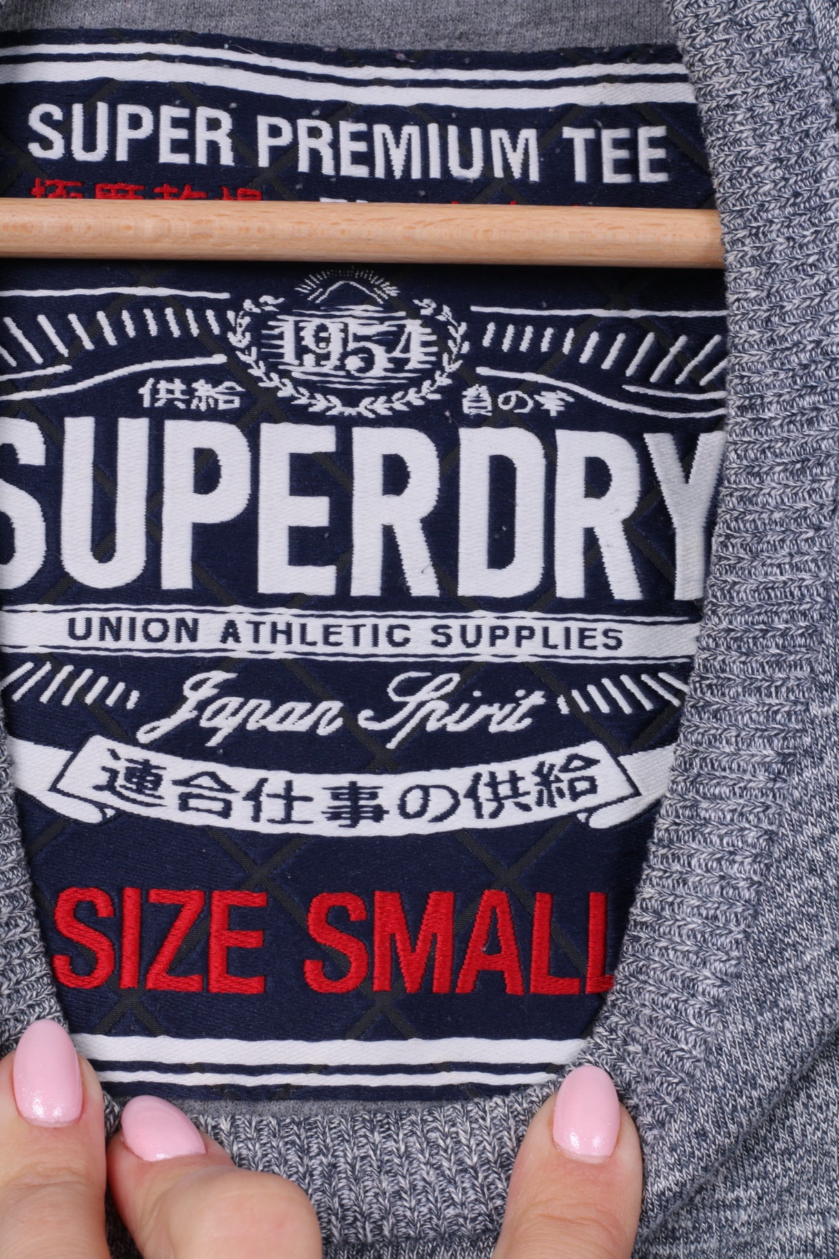 Superdry Hommes S T-Shirt Gris Coton Top JPN College Top Ras Du Cou 