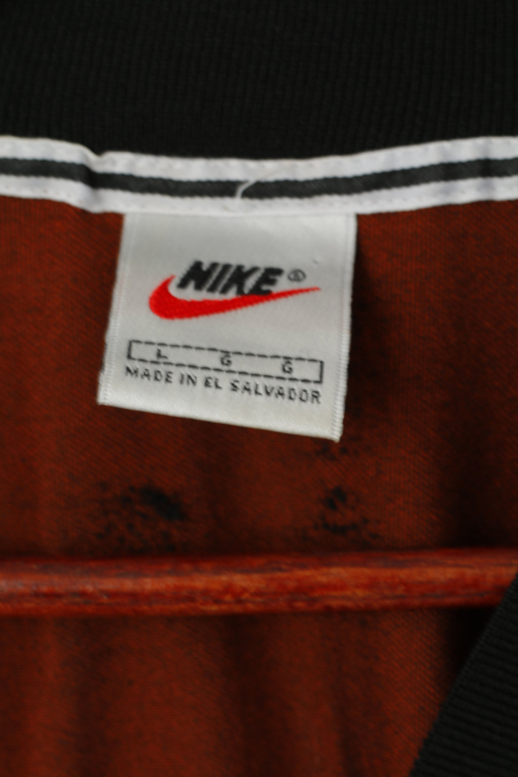 Nike Team Men L Shirt Vintage Brick V Neck Sportswear Championnat Athlètes Top