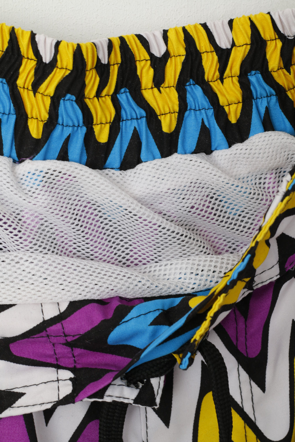 Short rétro homme L multicolore Zigzag Bermuda doublé maille été