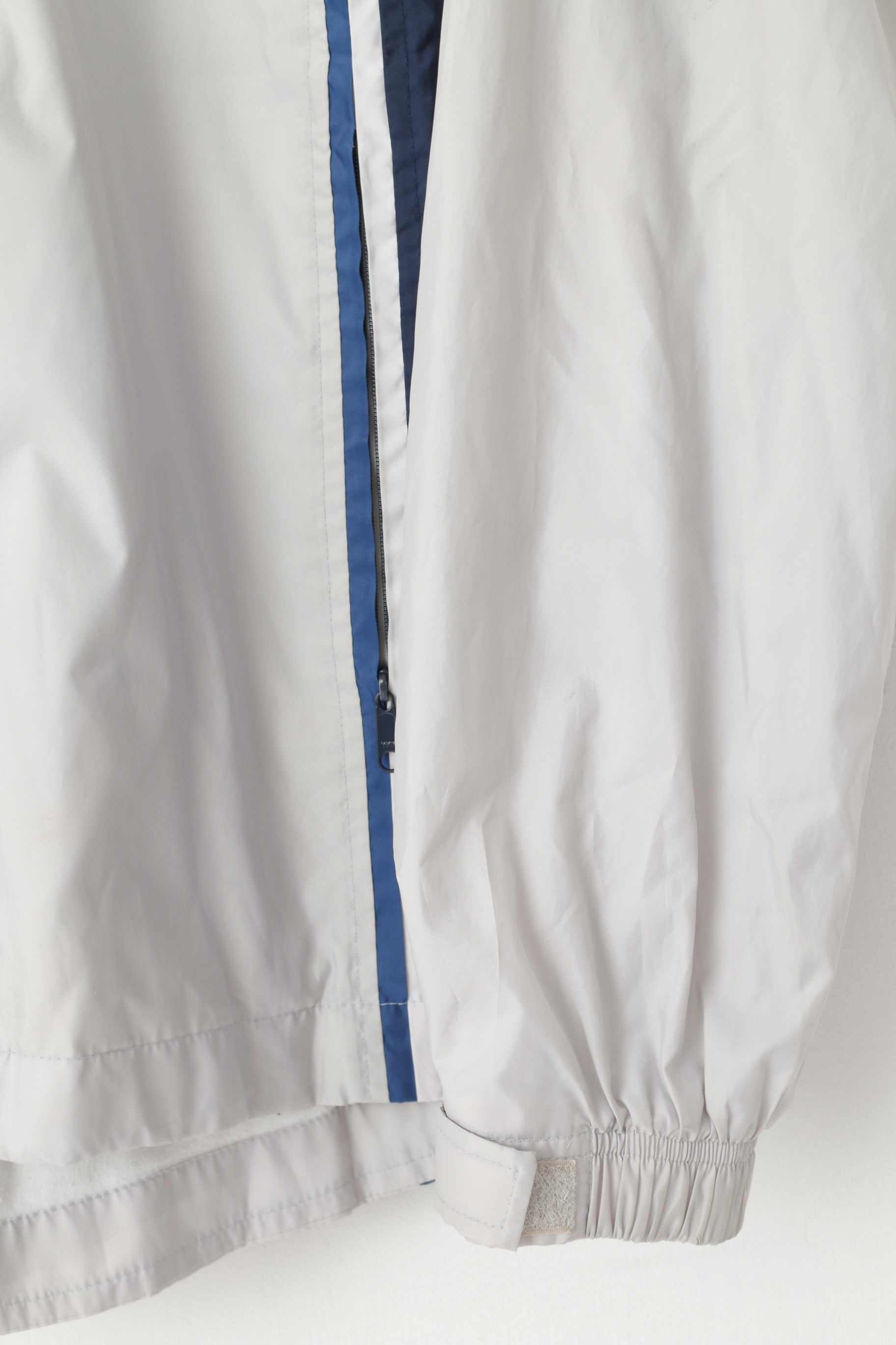 Giacca Nike Uomo M 178 Giacca grigia leggera da allenamento per abbigliamento sportivo con cerniera intera