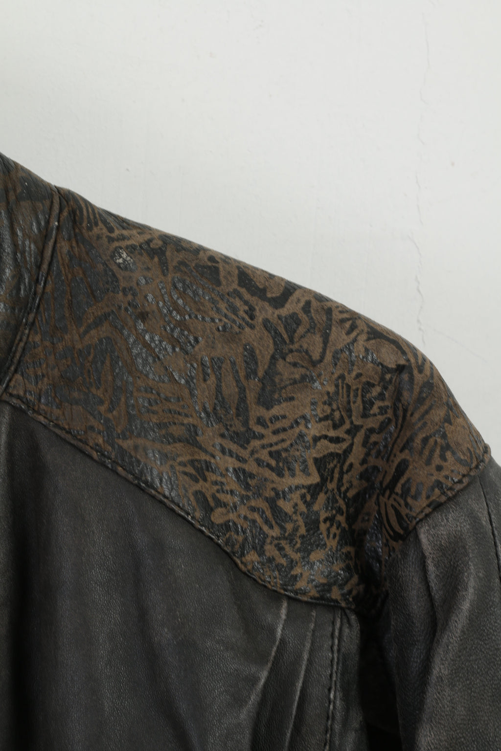 Vintage femmes L veste en cuir marron Bomber chauve-souris pleine fermeture éclair haut rétro