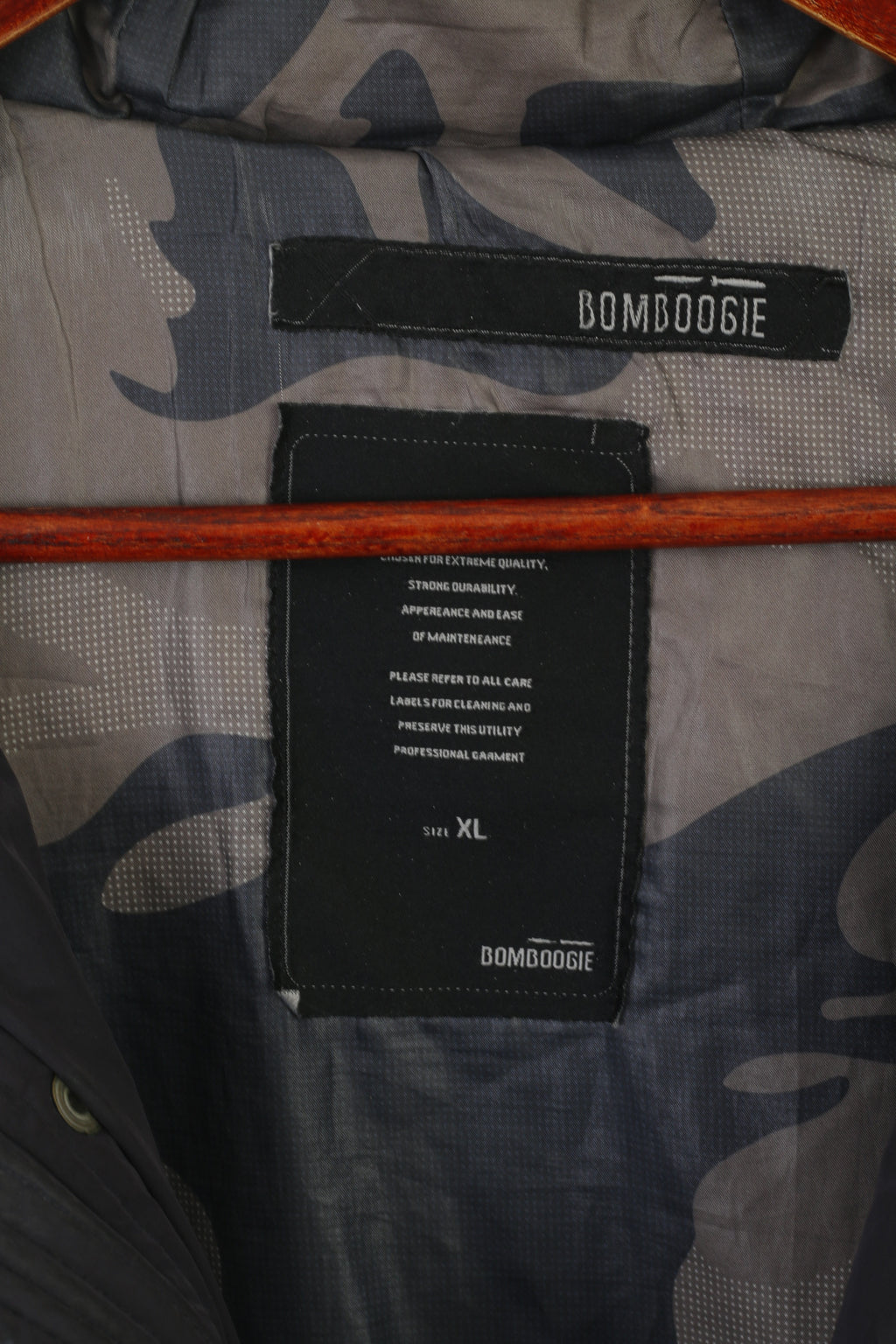 Bomboogie Men XL (L) Doudoune Noir Fermeture Éclair Complète Capuche Rembourrée Hiver Italie Top