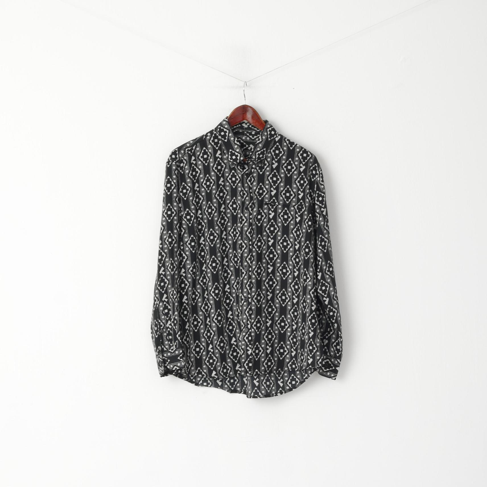 Vintage Men M Casual Shirt Black Shiny Printed Button Down Collar Long Sleeve