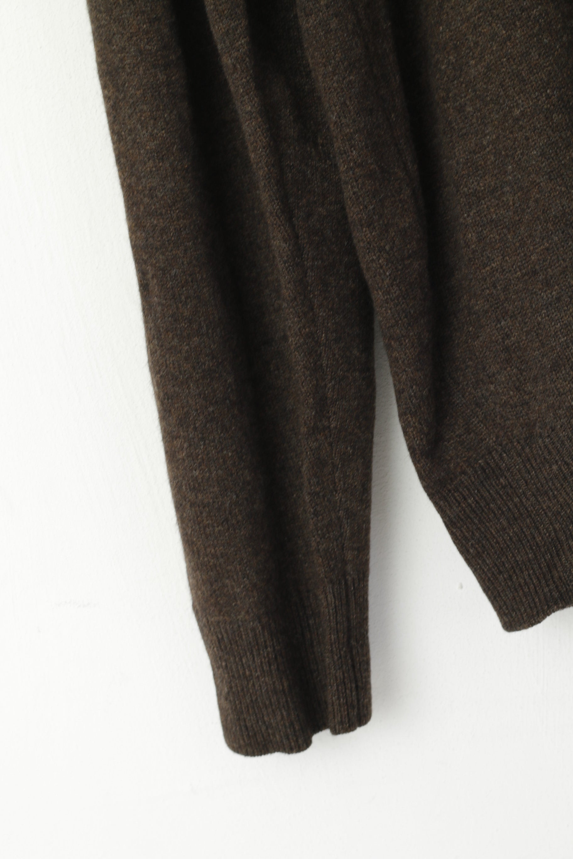 Lyle & Scott Heritage Men L Jumper Brown New Wool V Neck Classic Sweater