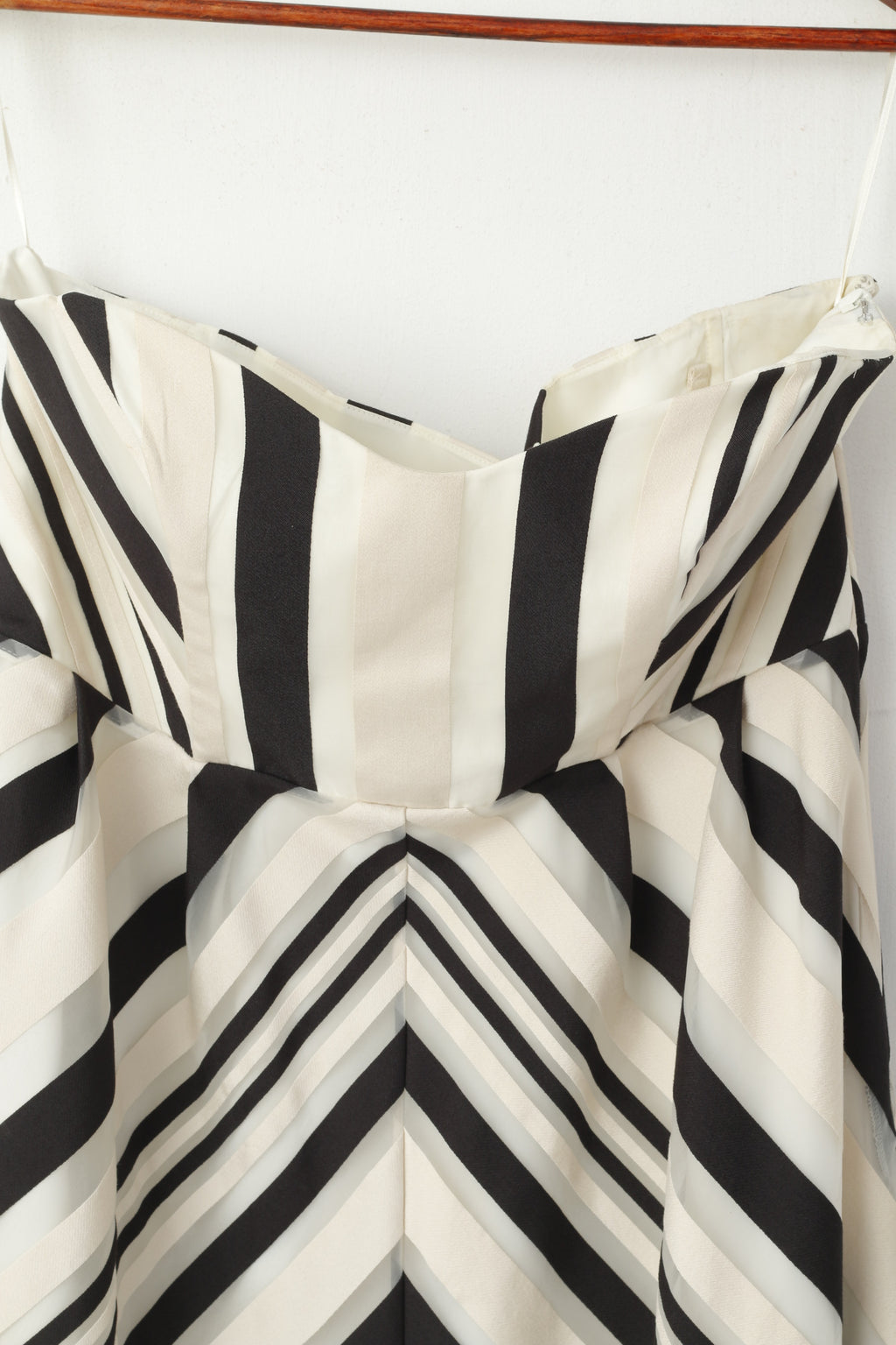 New Untold Women 14 M Mini Dress Beige Striped Viscose Coctail Elegant