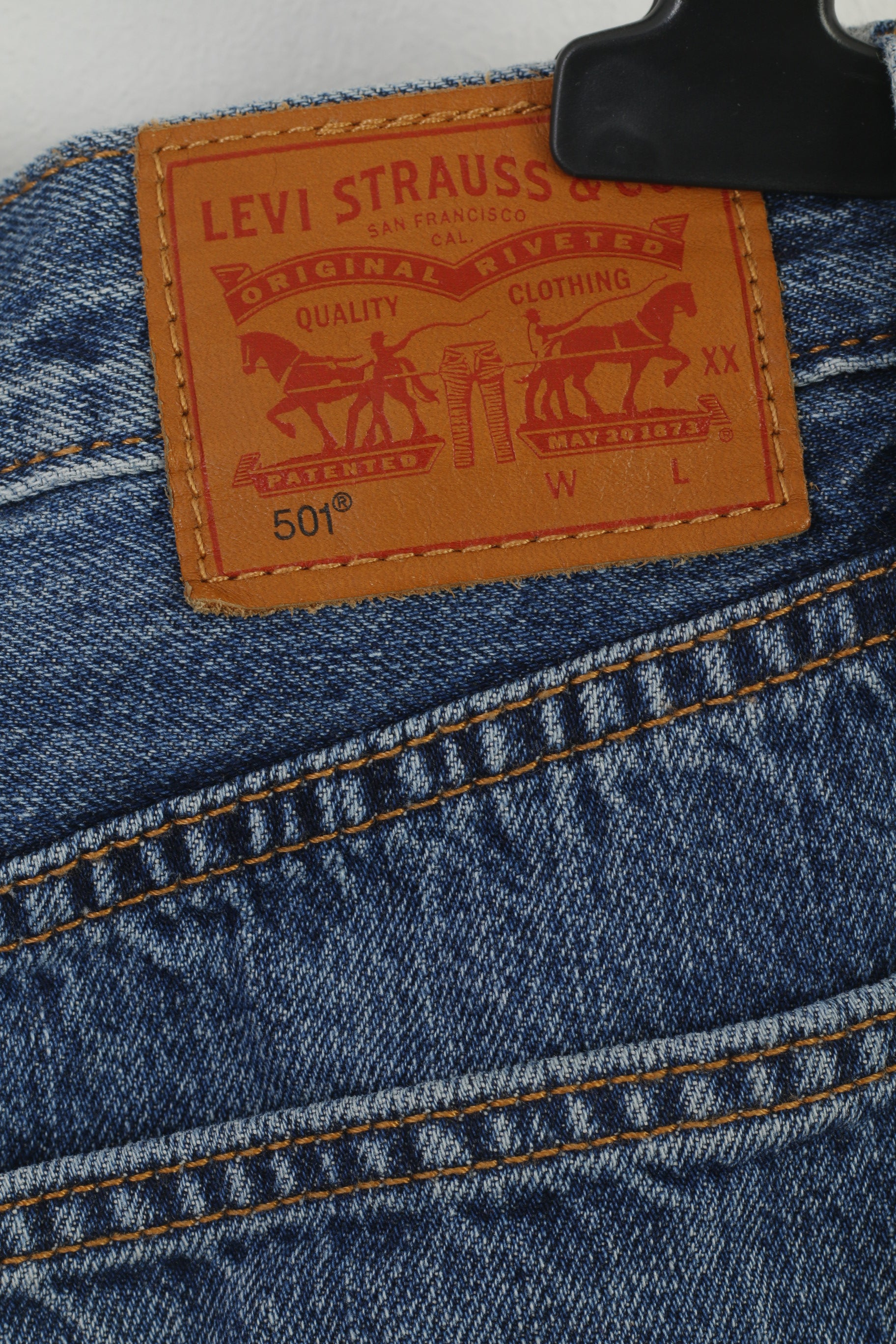 Levi's 501 Femme 27 Short Bleu Jeans Denim Poignets Effilochés Vintage Pantalon Chaud