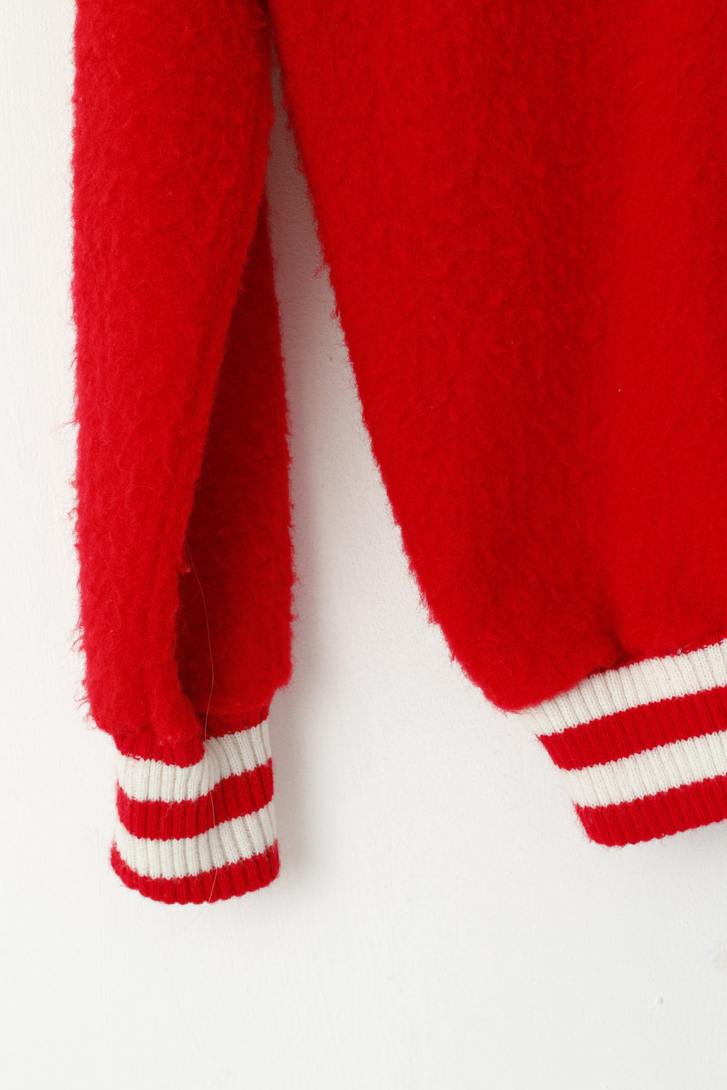 C&amp;A Femmes M Sweat-shirt Rouge Baseball Bouton-pression Fluffy Varsity Vintage Top